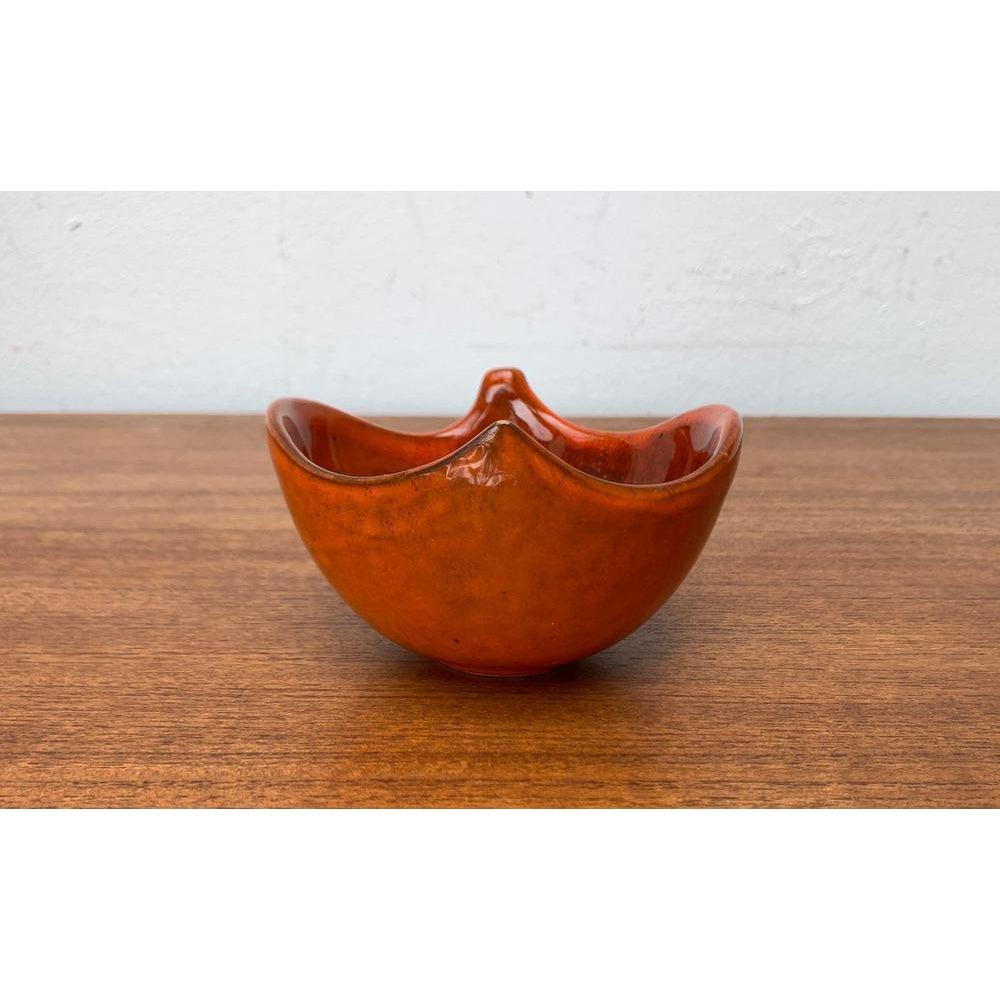 Ciotola in ceramica italiana di metà secolo con design a foglie, anni '60 in vendita 4