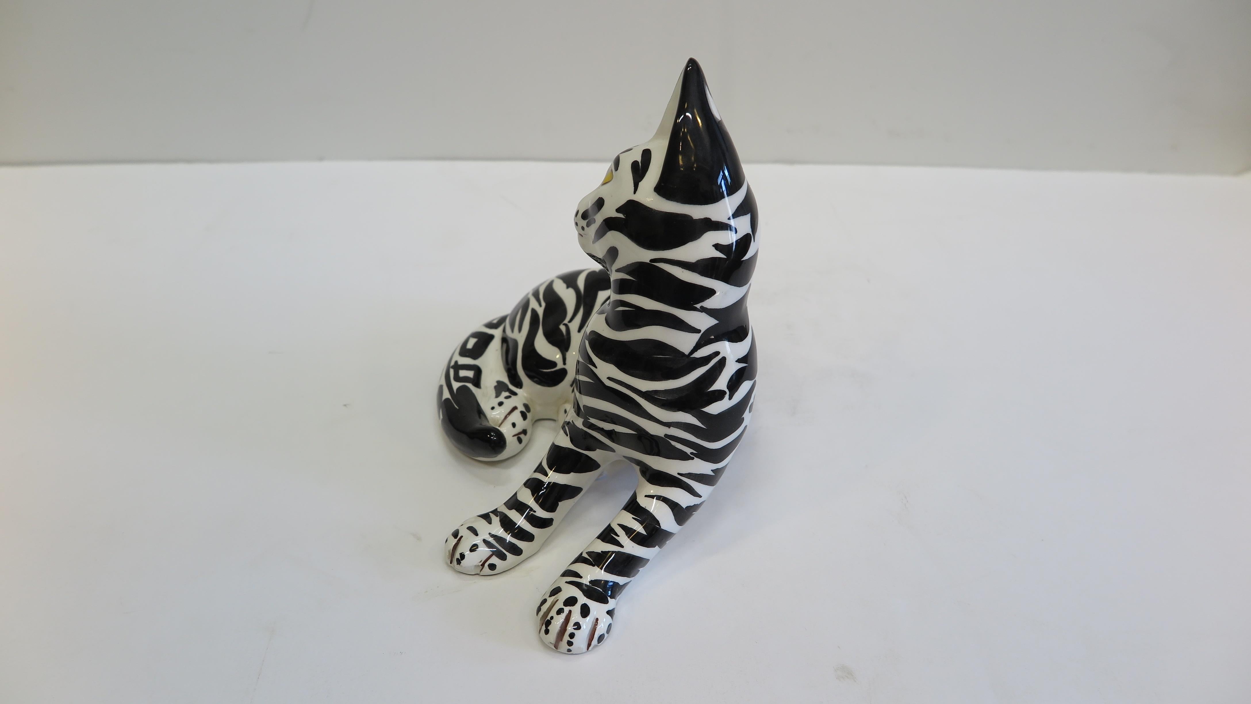 Mid Century Italian Ceramic Cat In Good Condition For Sale In New York, NY