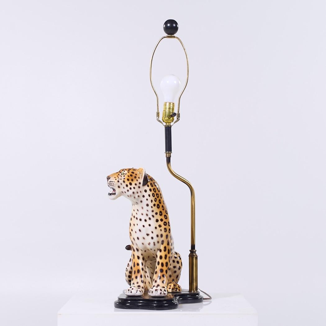 Mid-Century Modern Lampe léopard italienne du milieu du siècle dernier en vente