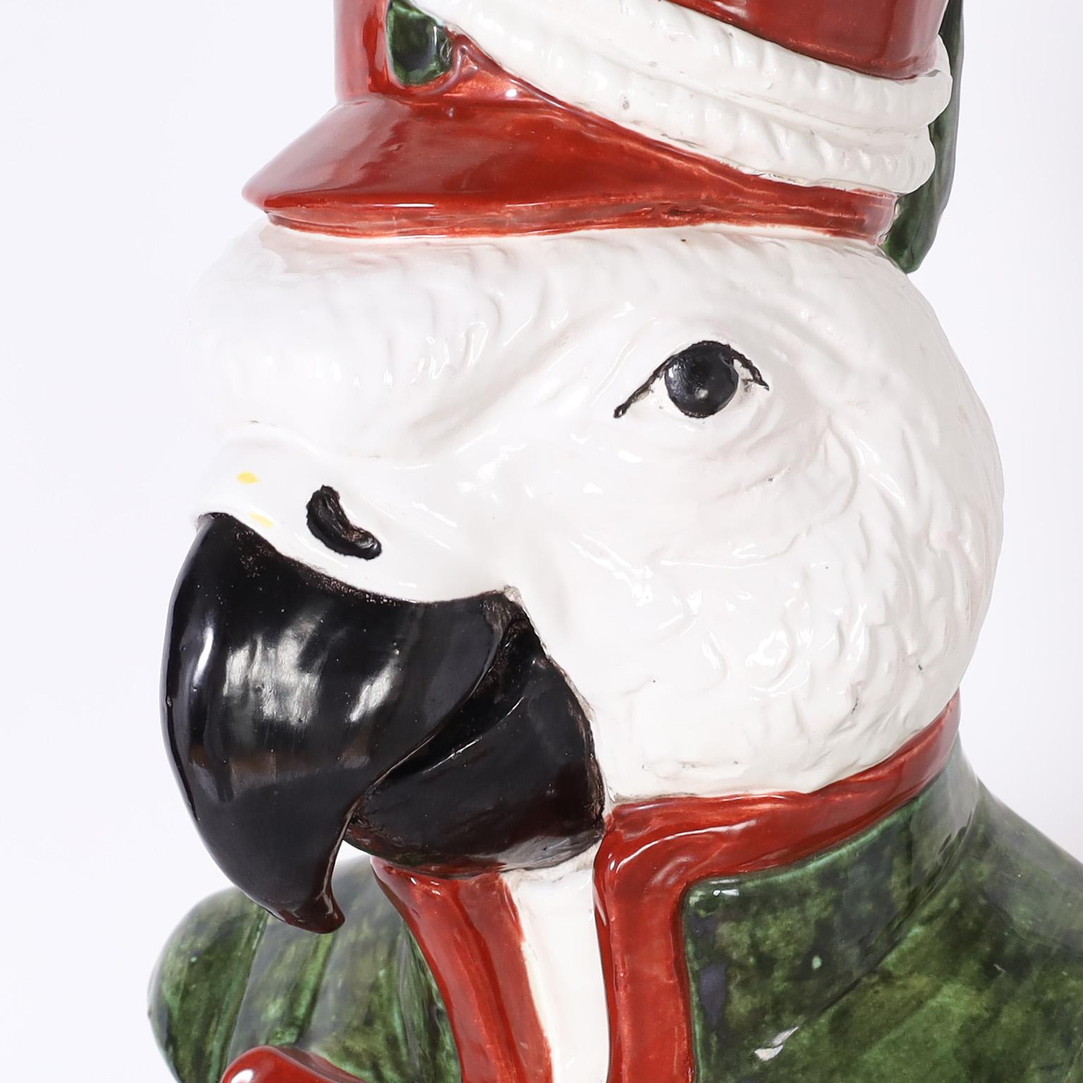 20ième siècle Buste de perroquet militaire en céramique italienne du milieu du siècle dernier en vente