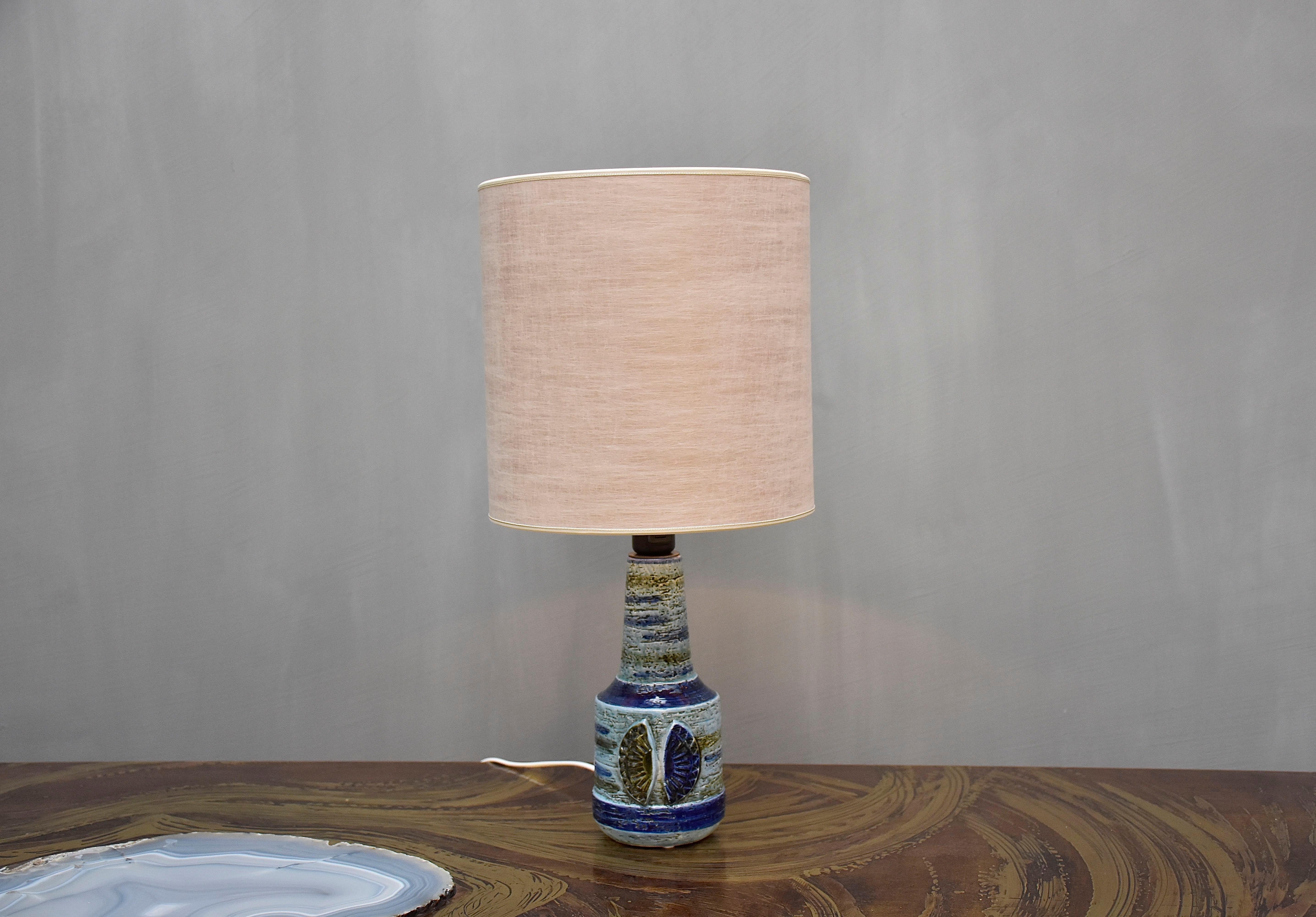 Italienische blau-grün glasierte Keramik-Tischlampe aus der Mitte des Jahrhunderts von Bitossi im Zustand „Gut“ im Angebot in SON EN BREUGEL, NL