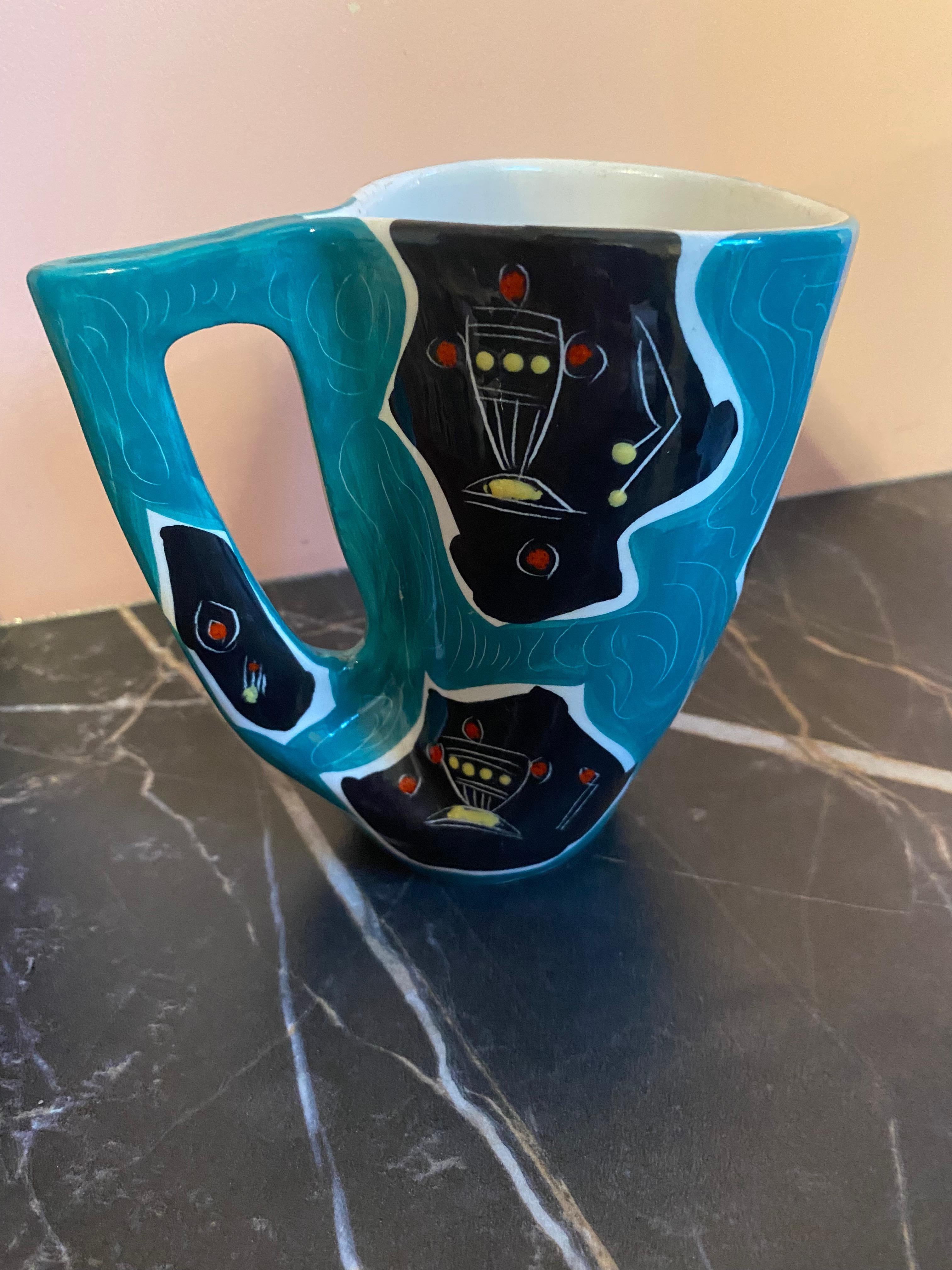 Sólo un pequeño jarrón o taza muy bonito de los años 60
