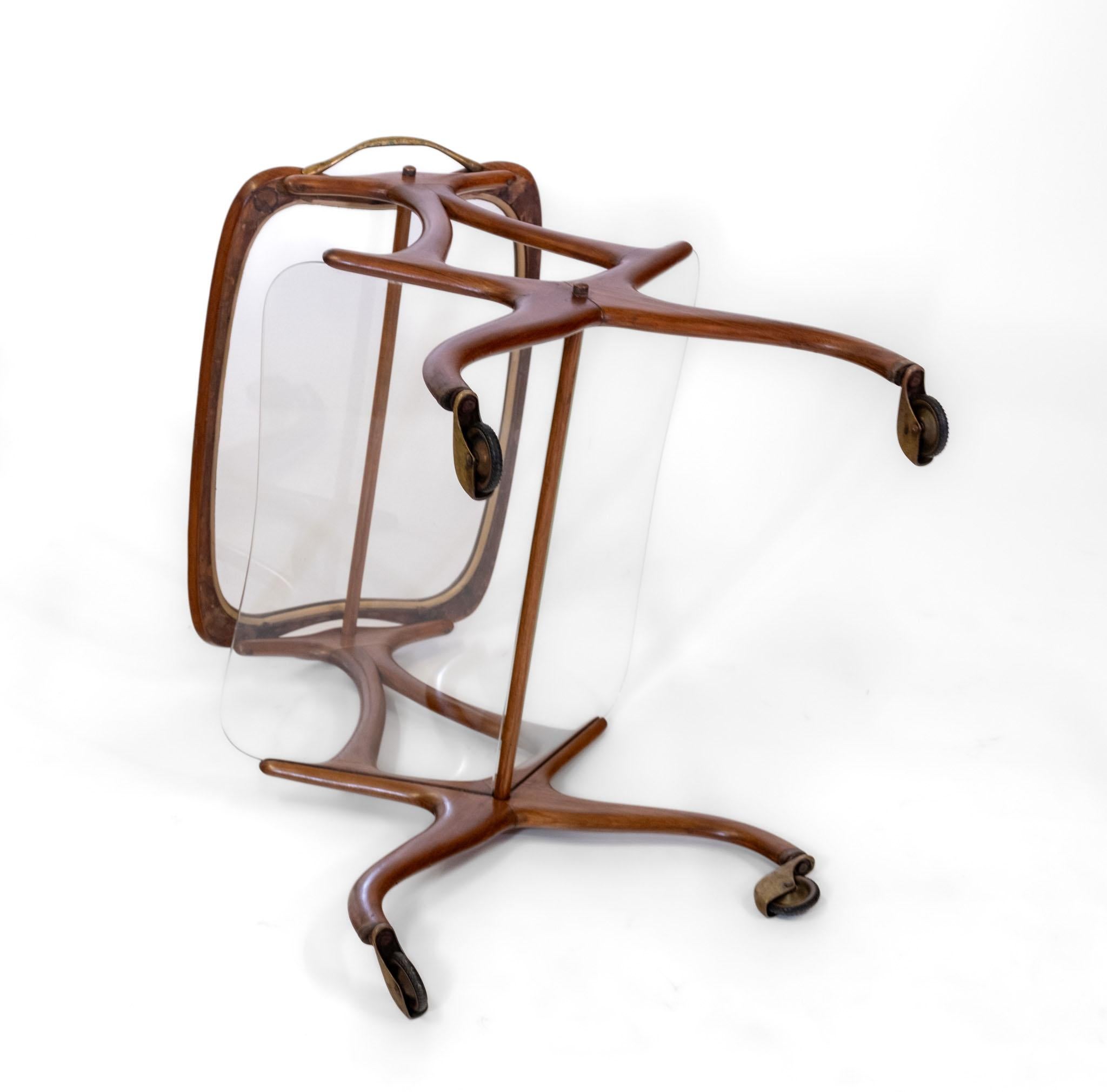 Chariot à revues italien du milieu du siècle Cesare Lacca Chariot de bar en vente 10