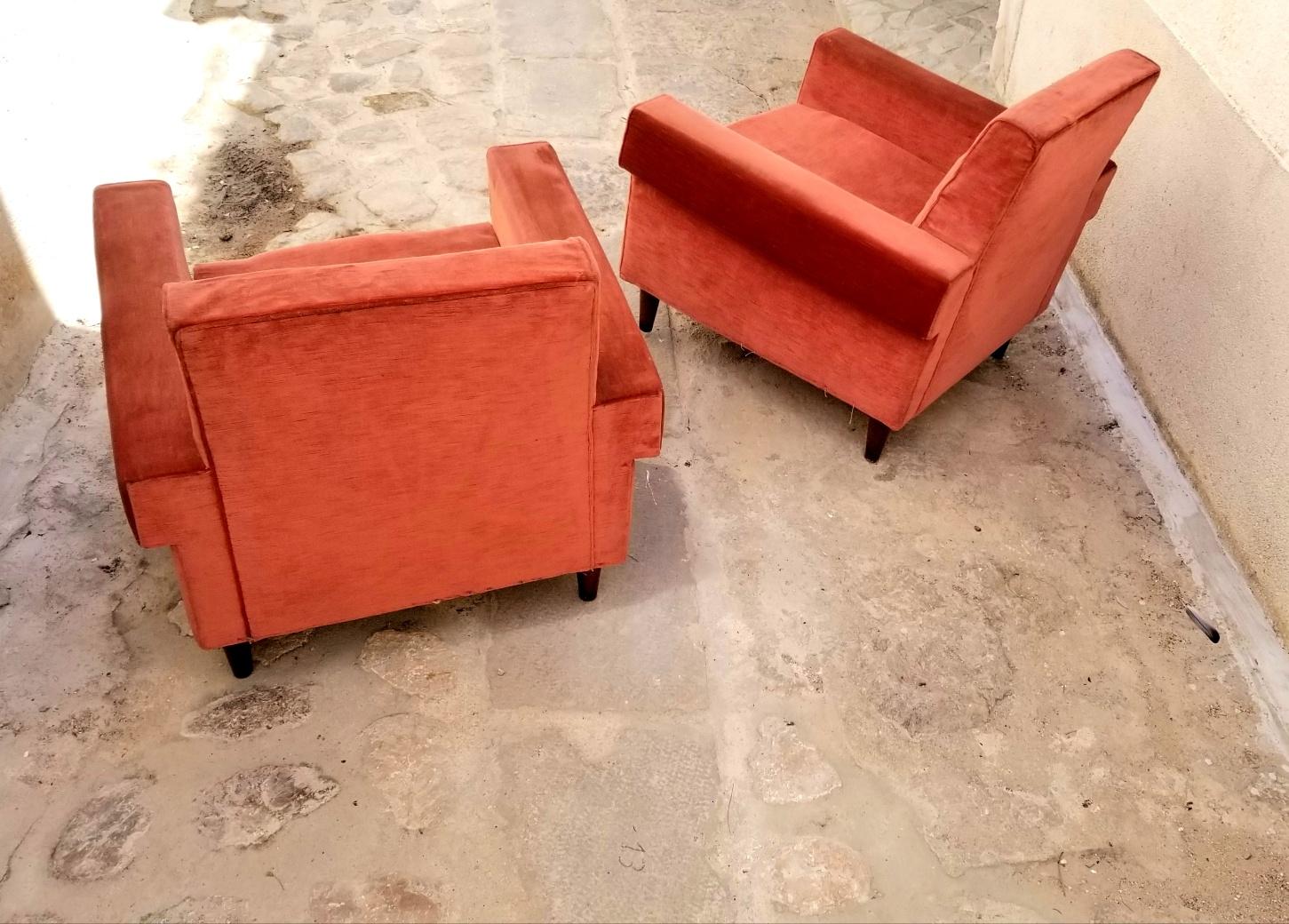 Mid Century Italian Chairs In Fair Condition In Los Angeles, CA