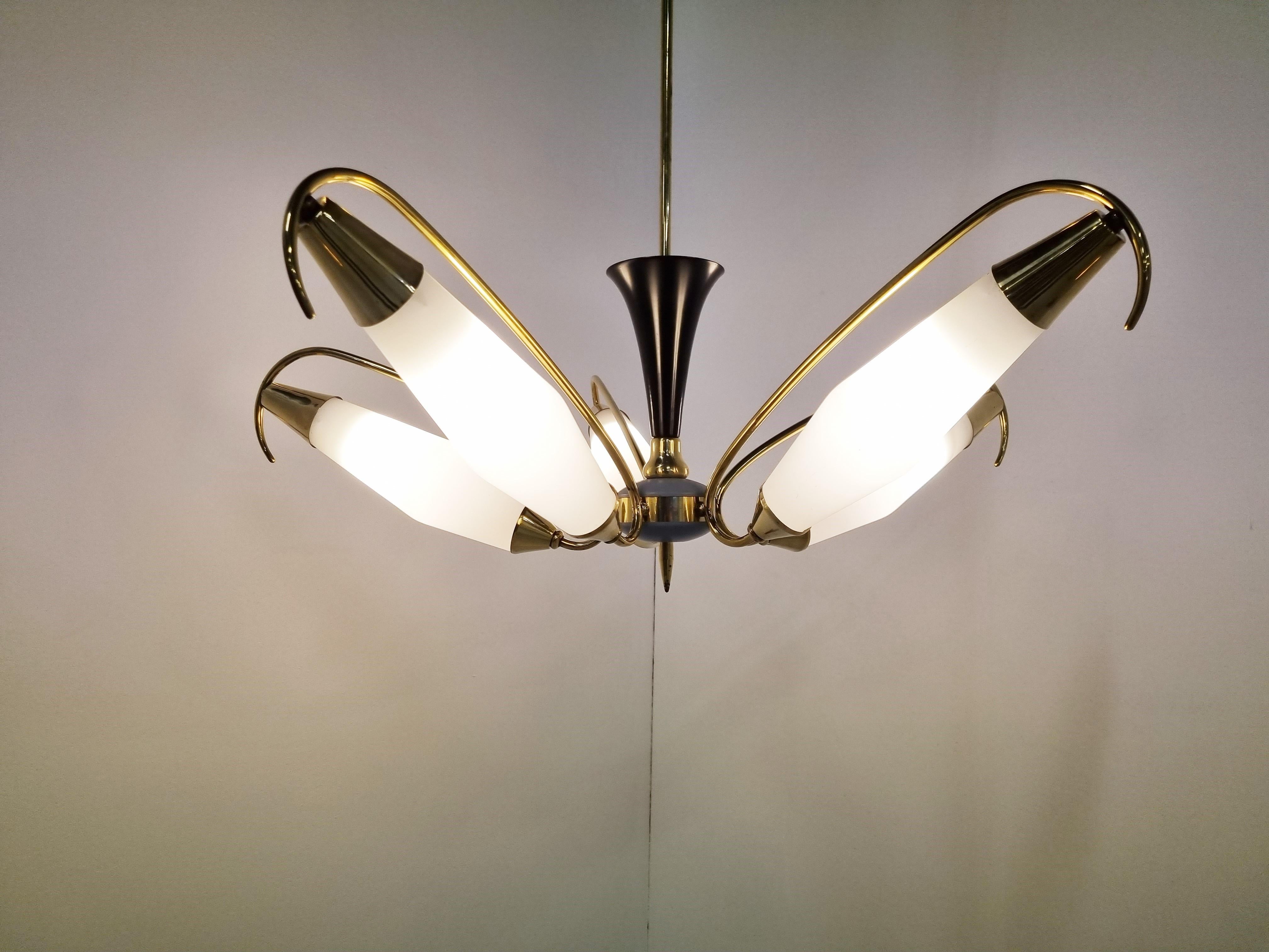 Araña italiana de mediados de siglo, años 60 mediados del siglo XX en venta