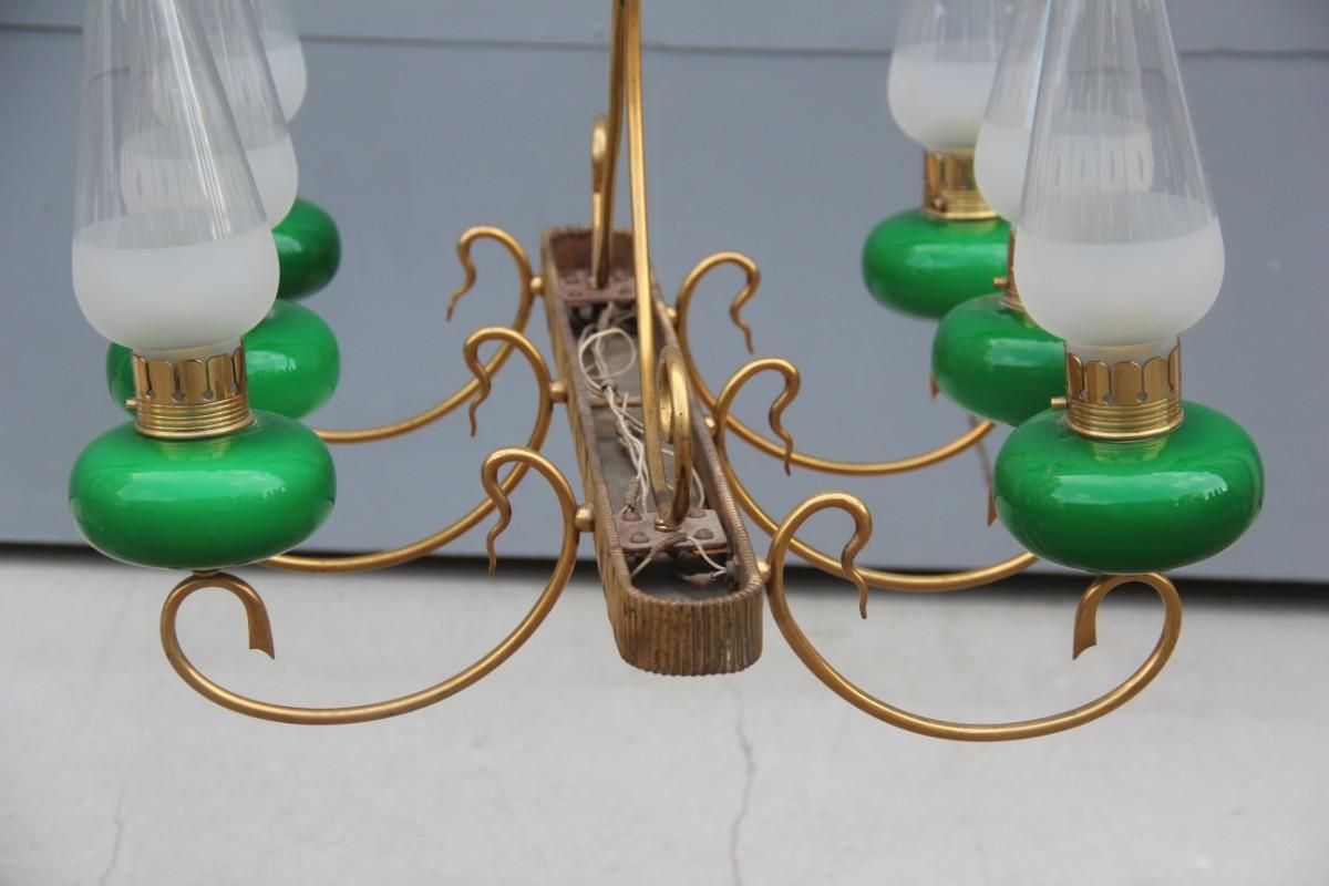 Mid-Century Italian Chandelier Brass Green Glass 1950 Gold Crystal For Sale 4