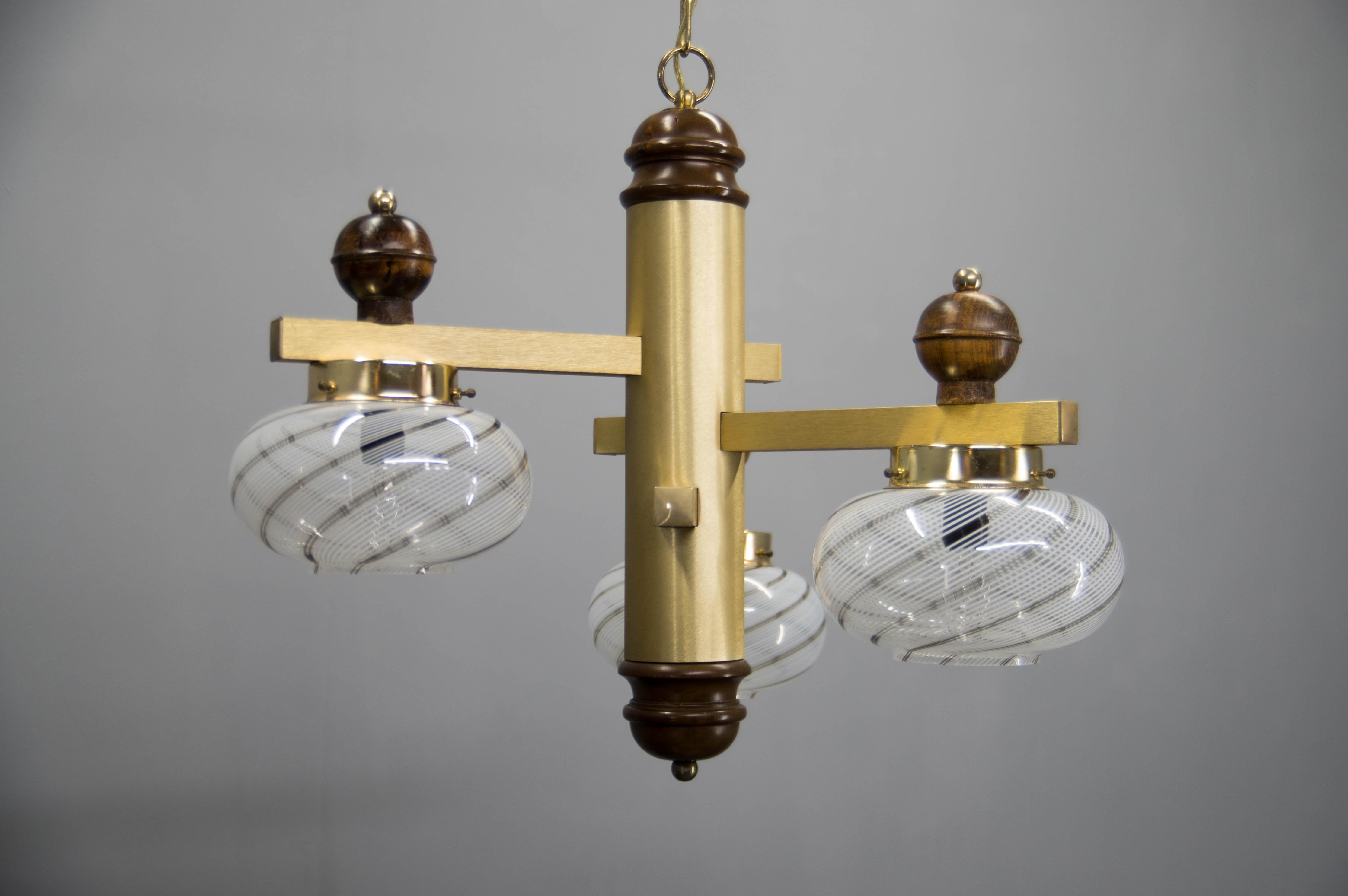 Mid-Century Italian Chandelier, Italy, 1970s For Sale 1