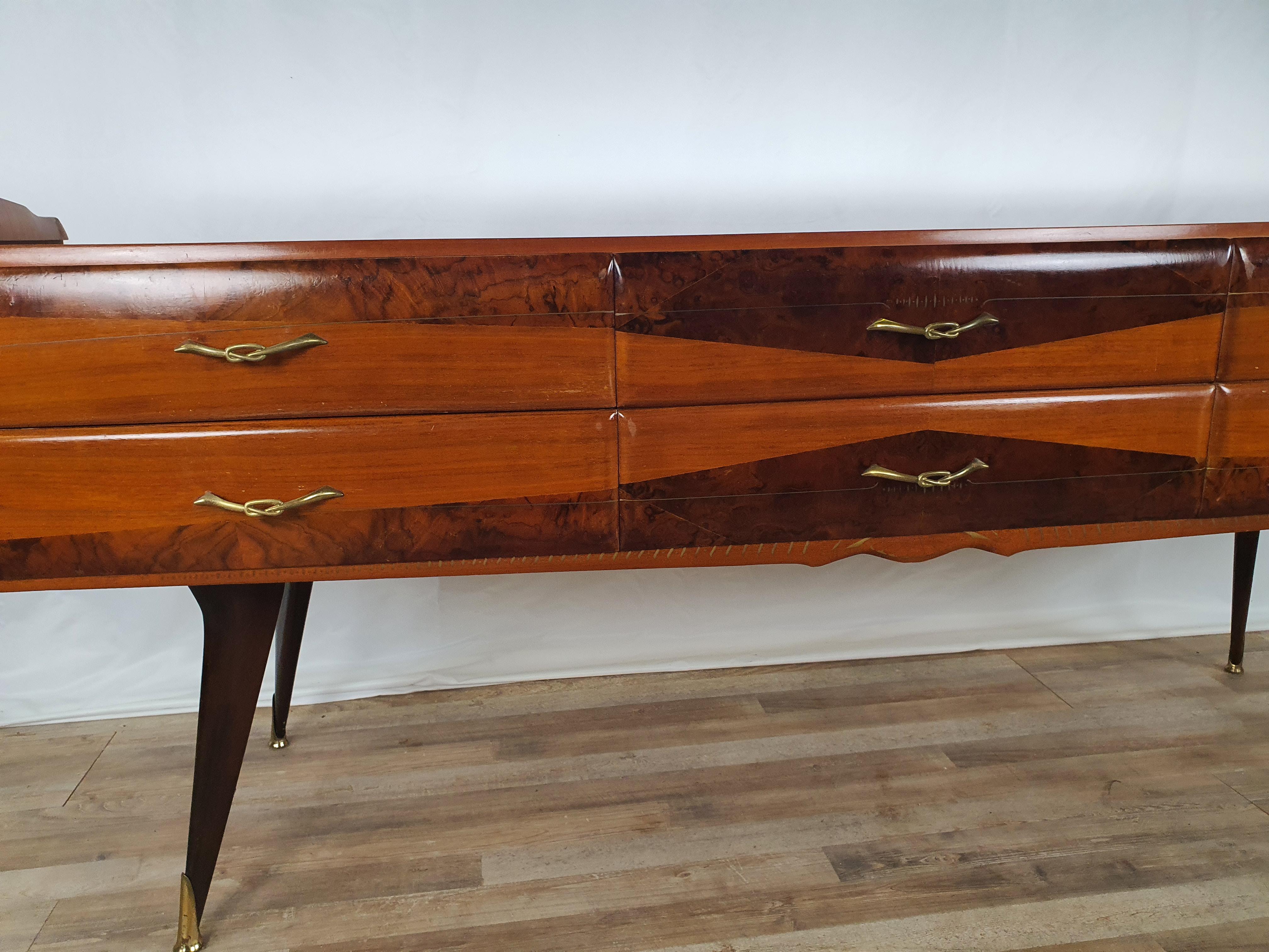 Mid-Century Italian Chest of Drawers with Mirror Plane For Sale 4