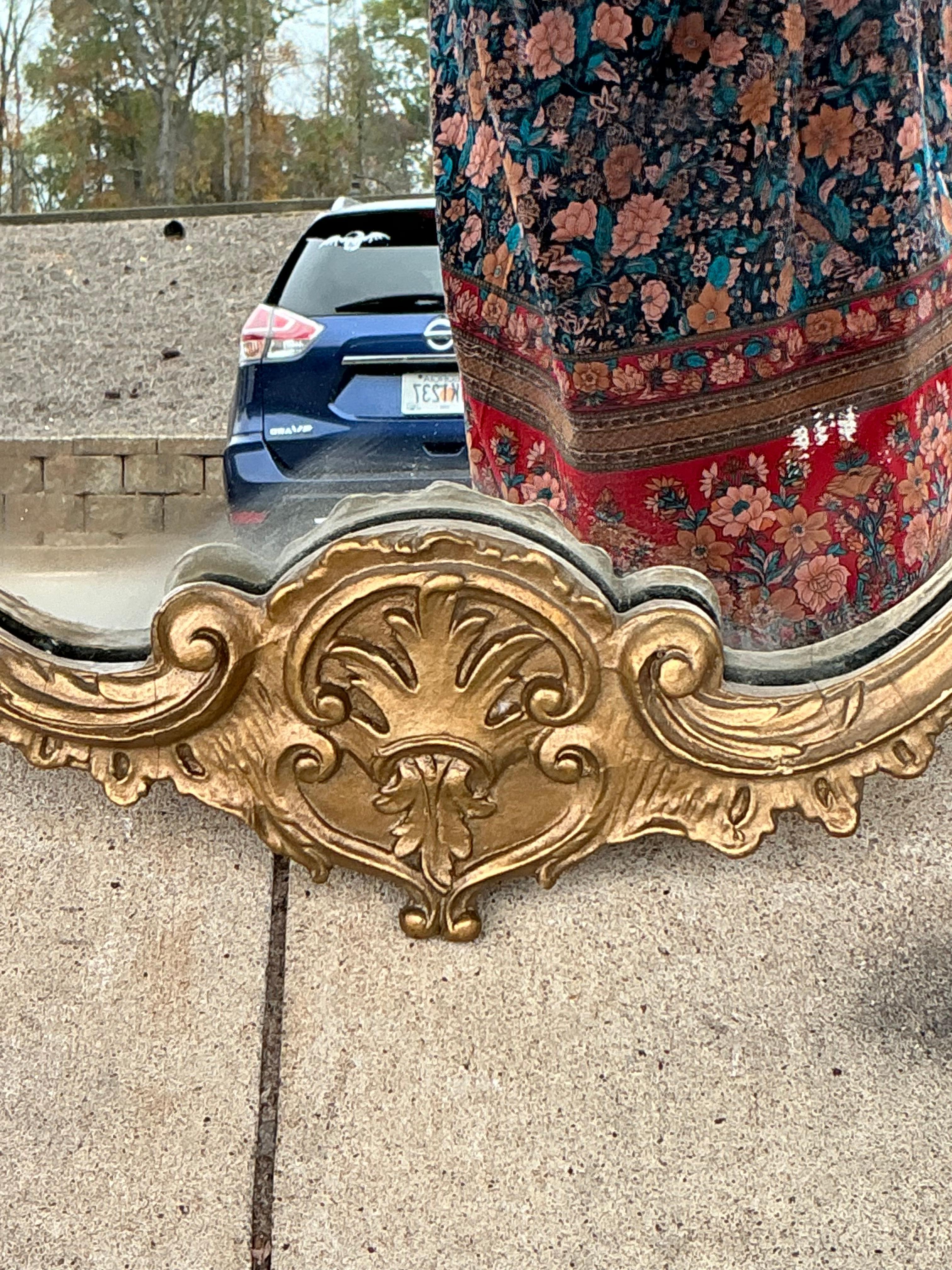 Mid-Century Italian Chinese Chippendale Style Pagoda Form Giltwood Mirror 1