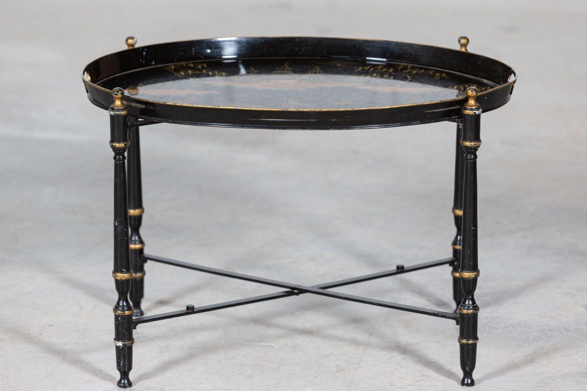 Mid Century Italian Chinoiserie Iron Tole Ware Tray Table In Good Condition For Sale In Staffordshire, GB
