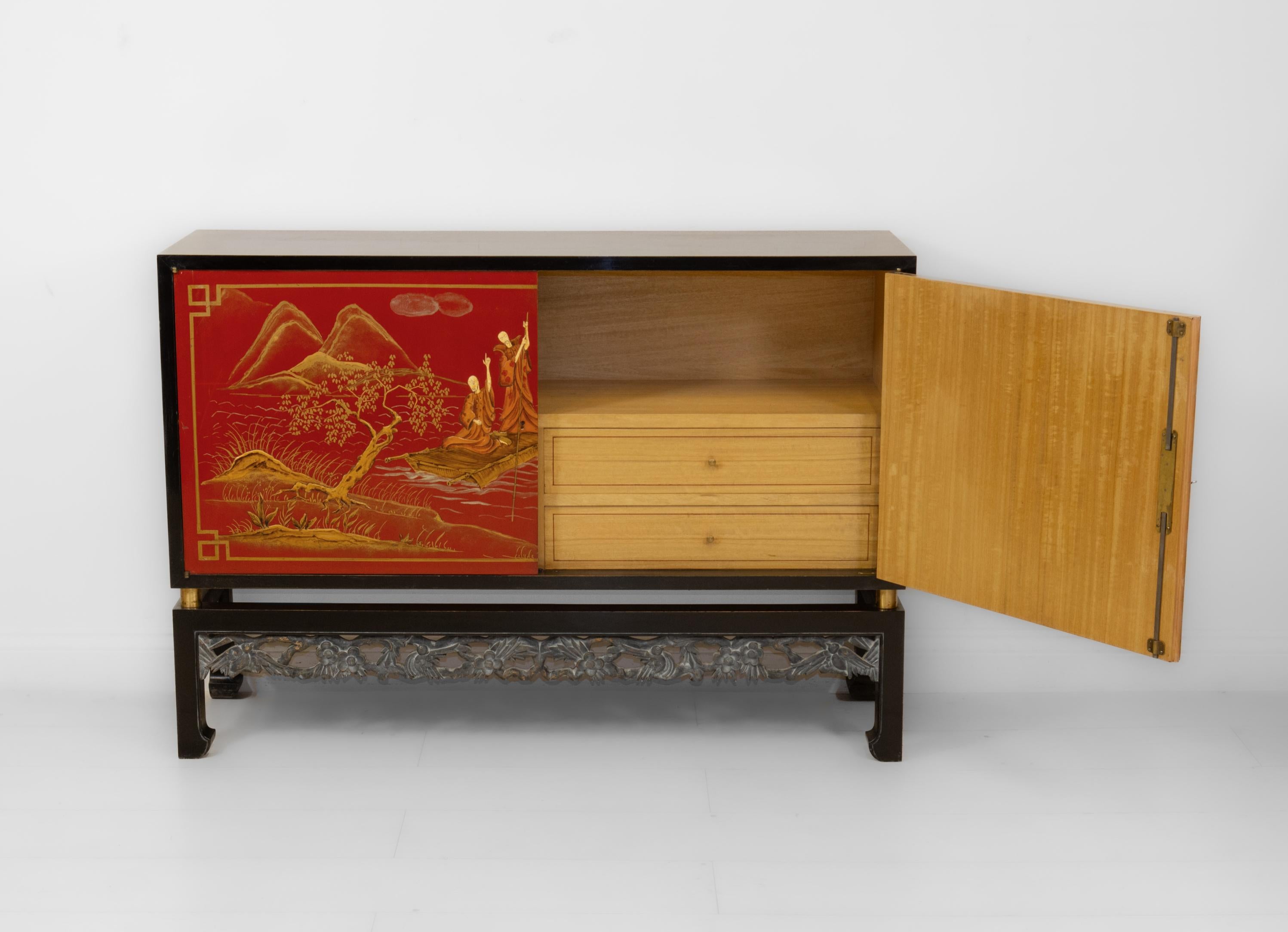 Mid Century Italian Chinoiserie Lacquered Sideboard Cabinet Circa 1950 For Sale 3