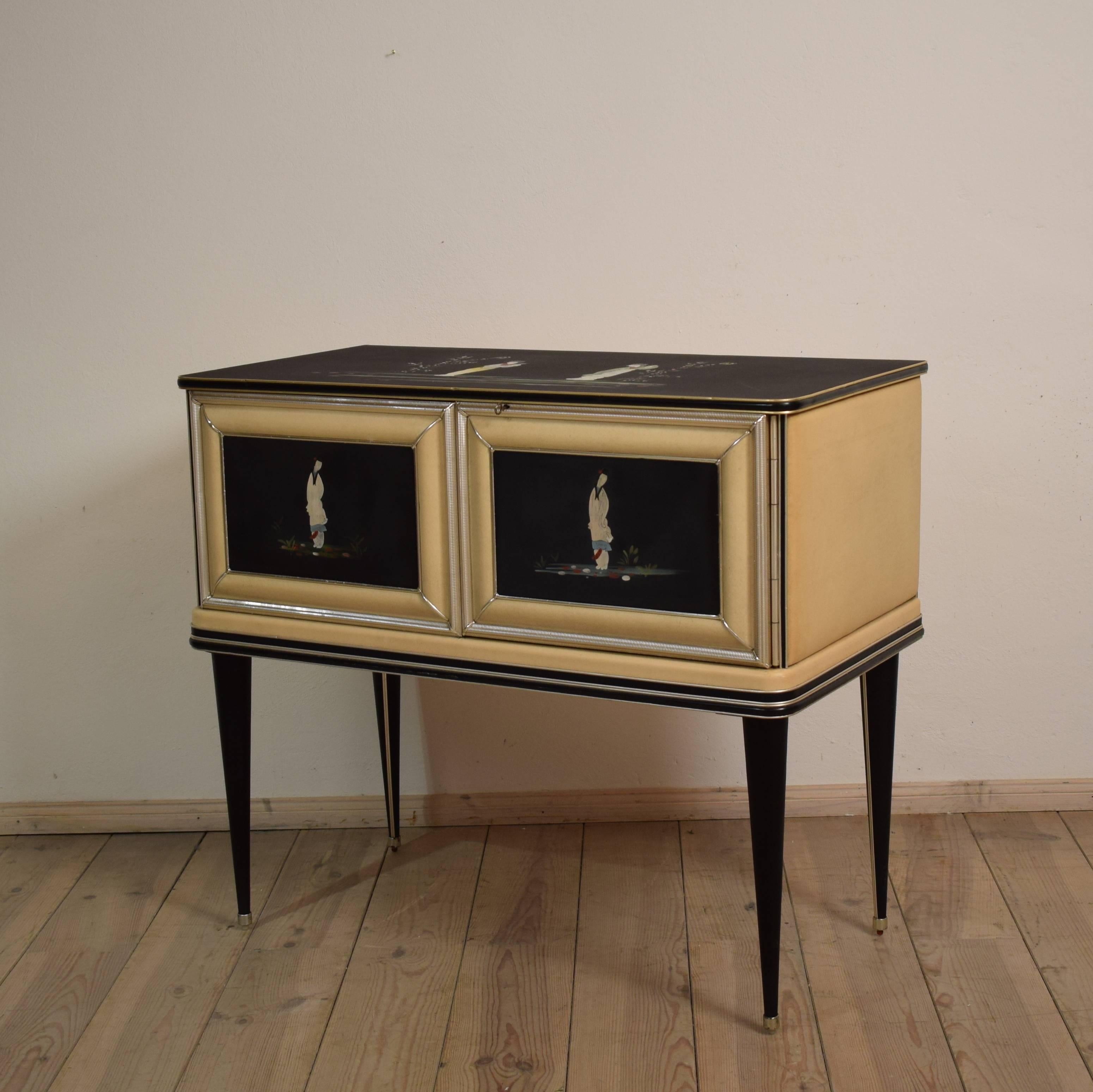 Midcentury Italian Chinoiserie Sideboard by Umberto Mascagni for Harrods, 1950s 2