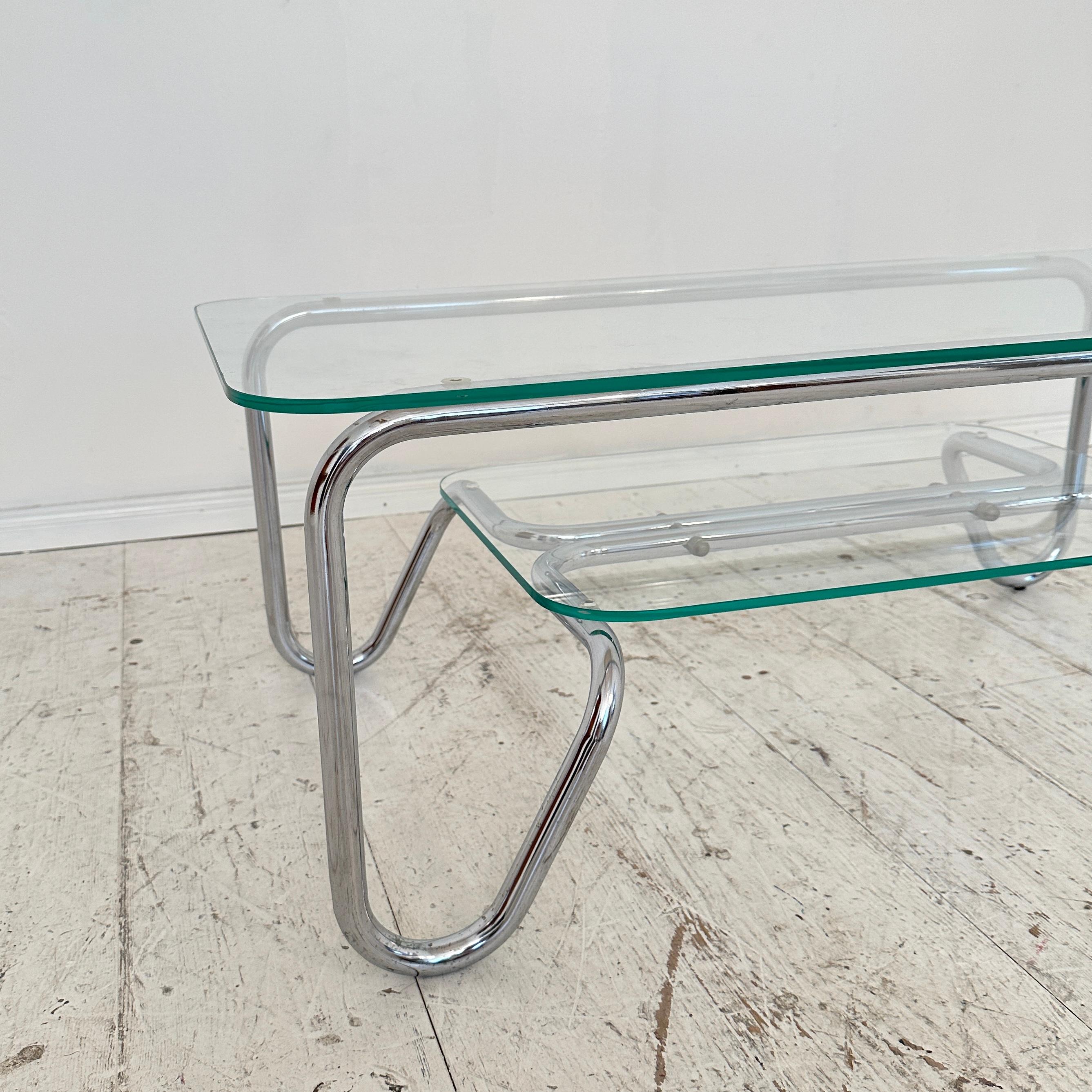 Mid Century Italian Chrome Coffee Table with Glass Top Bauhaus Style, 1970 In Good Condition For Sale In Berlin, DE