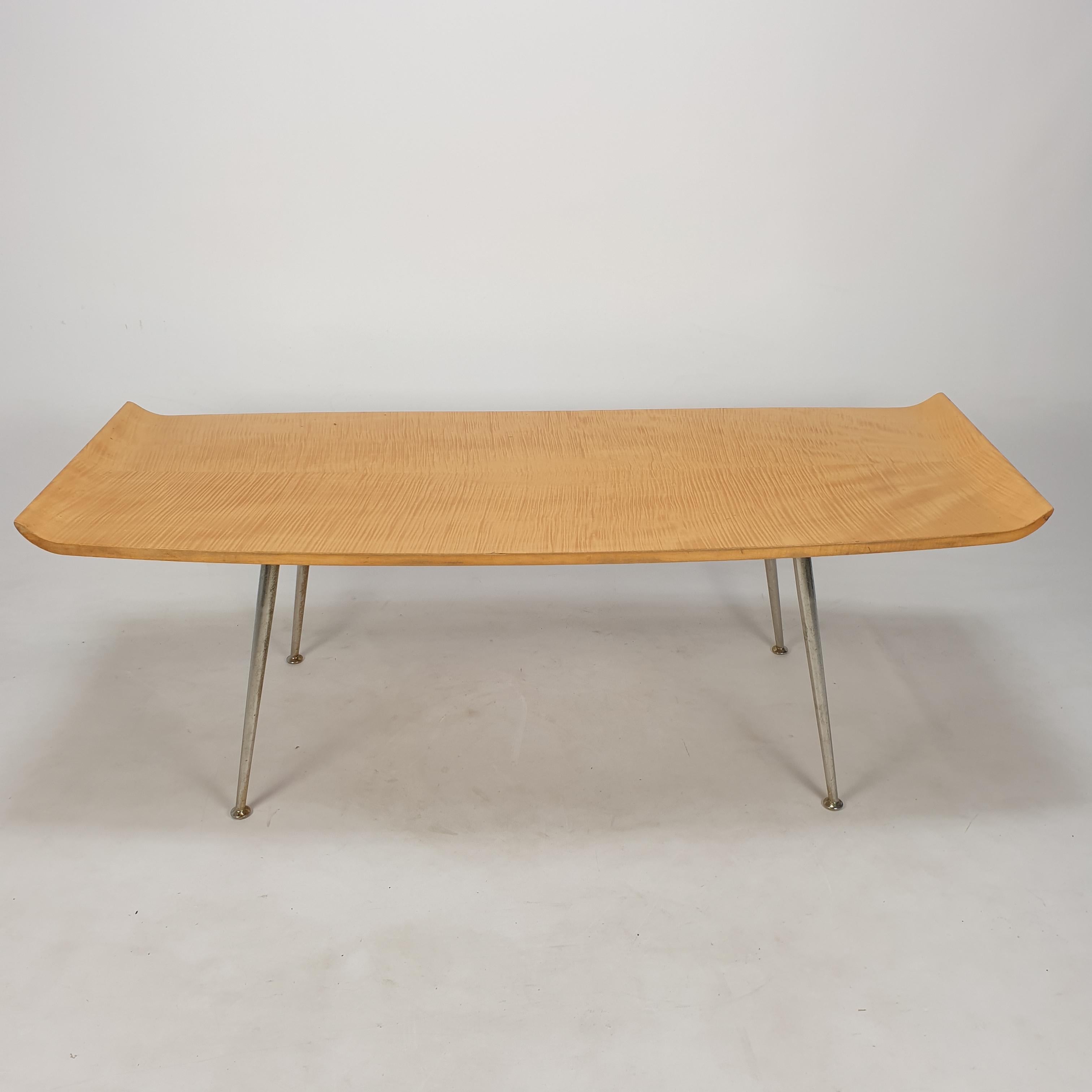 Ottone Tavolino da caffè o da salotto italiano del Mid Century, anni '50 in vendita