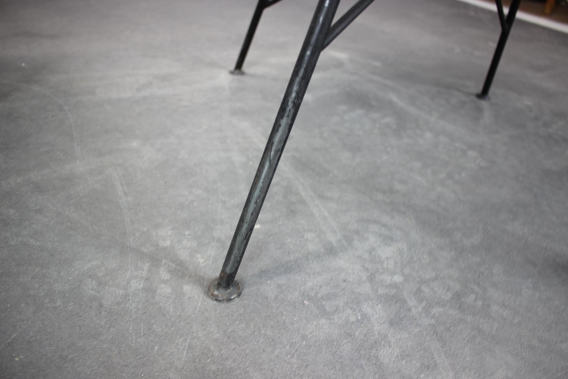 Mid-Century Italian Coffee Table and Two Chairs, 1960s en venta 2