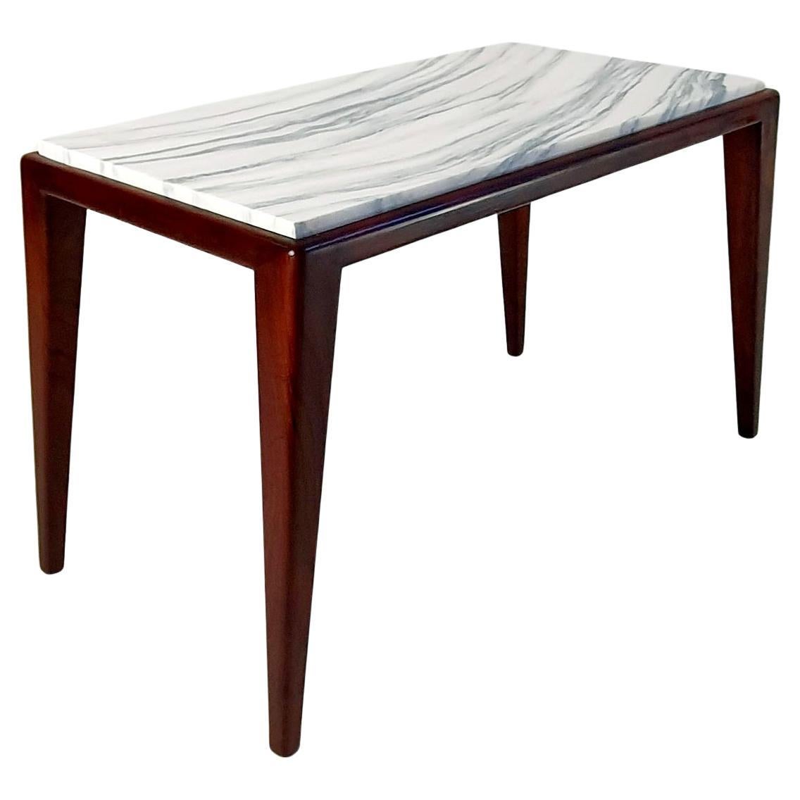 Table basse italienne du milieu du siècle dernier à la manière de Gio Ponti