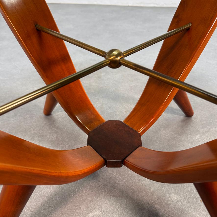 Mesa de centro italiana de mediados de siglo con detalles de latón, attr, Gio Ponti, años 60 en Bueno estado para la venta en CASTENRAY, NL