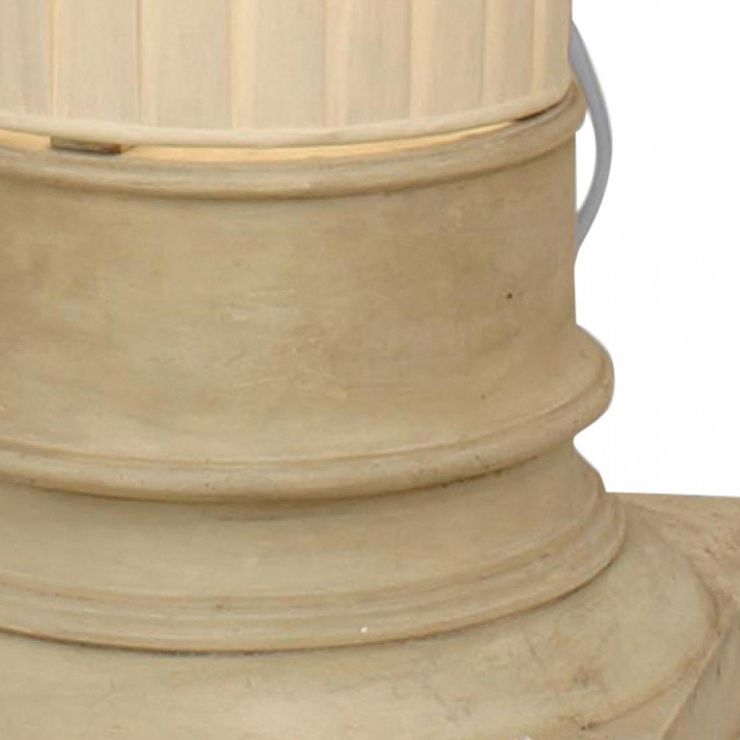 Mid-Century moderno Lampada da terra italiana a forma di colonna di metà secolo in vendita
