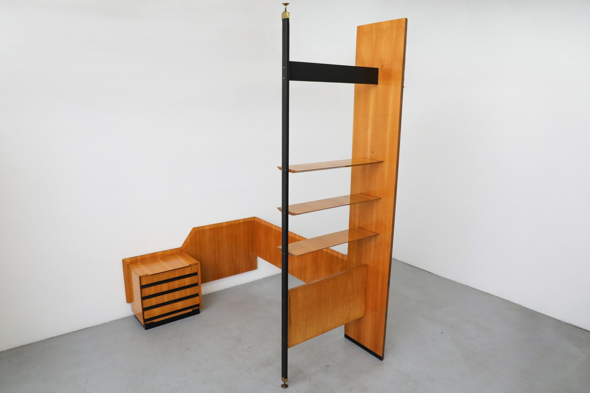 Mid-Century Italian Corner Shelving Unit & Cabinet in Gio Ponti Style In Good Condition For Sale In Los Angeles, CA