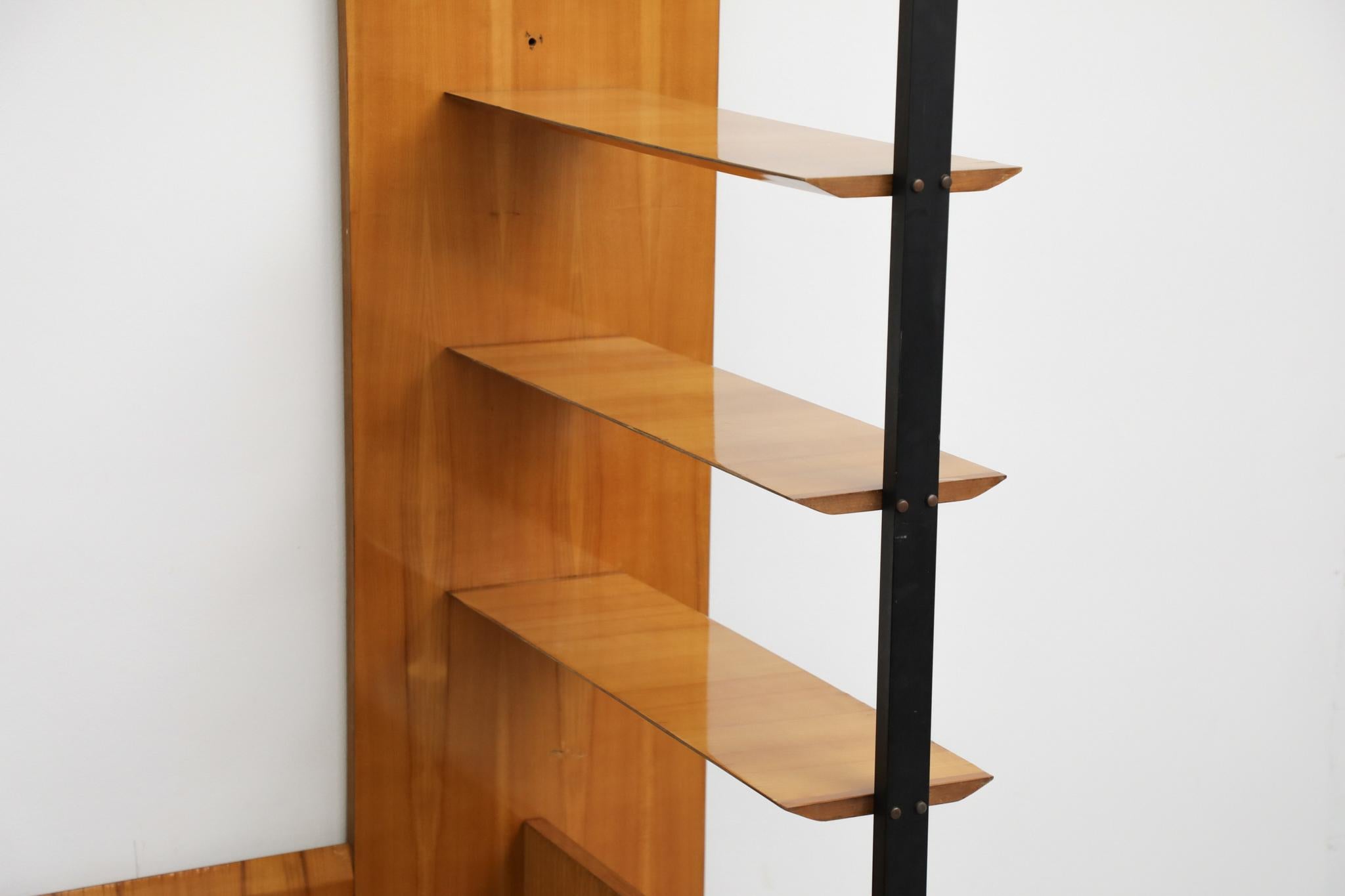 Mid-20th Century Mid-Century Italian Corner Shelving Unit & Cabinet in Gio Ponti Style For Sale