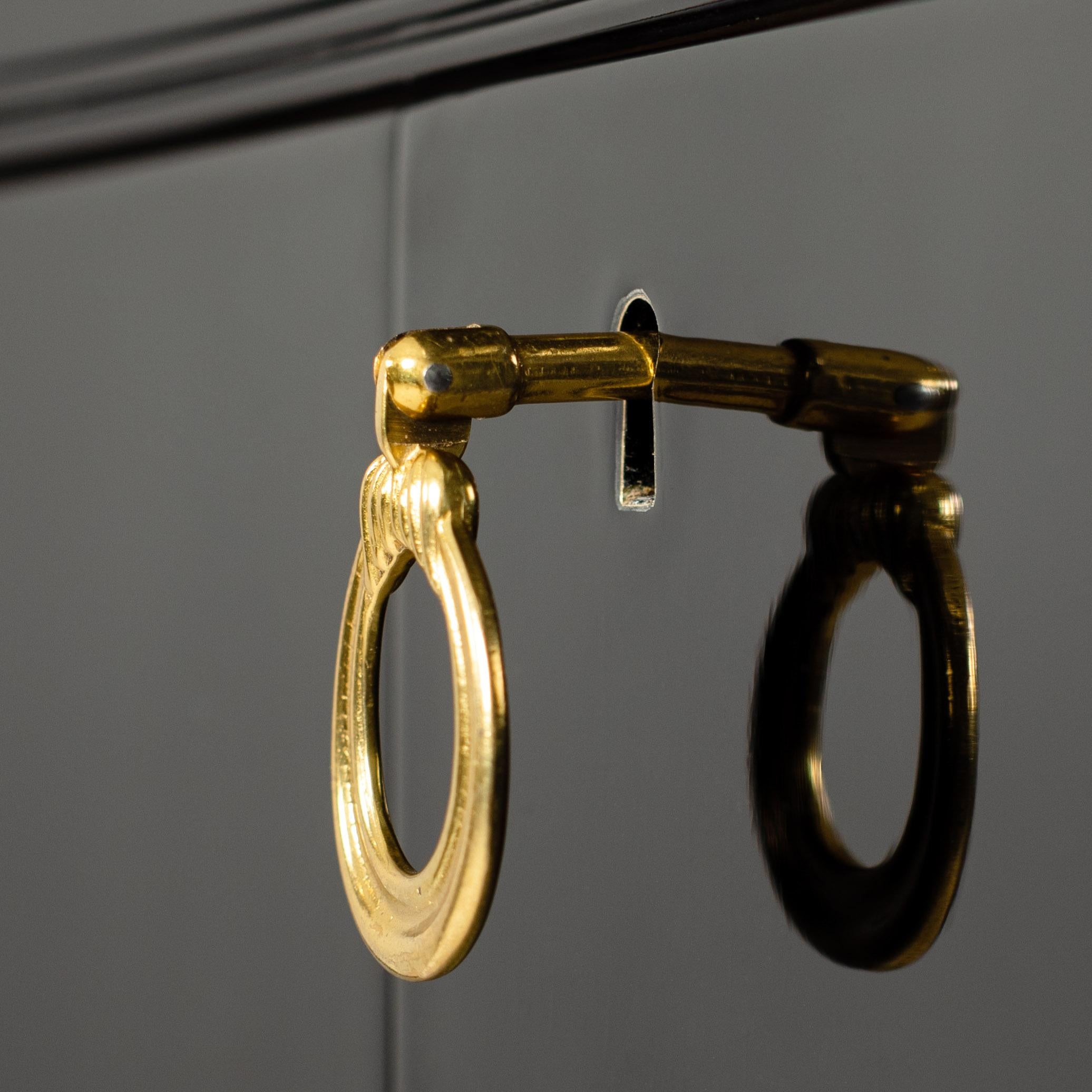 Mid-Century Italian Credenza Black Lacquer Brass Details by Vittorio Dassi 1950s For Sale 6