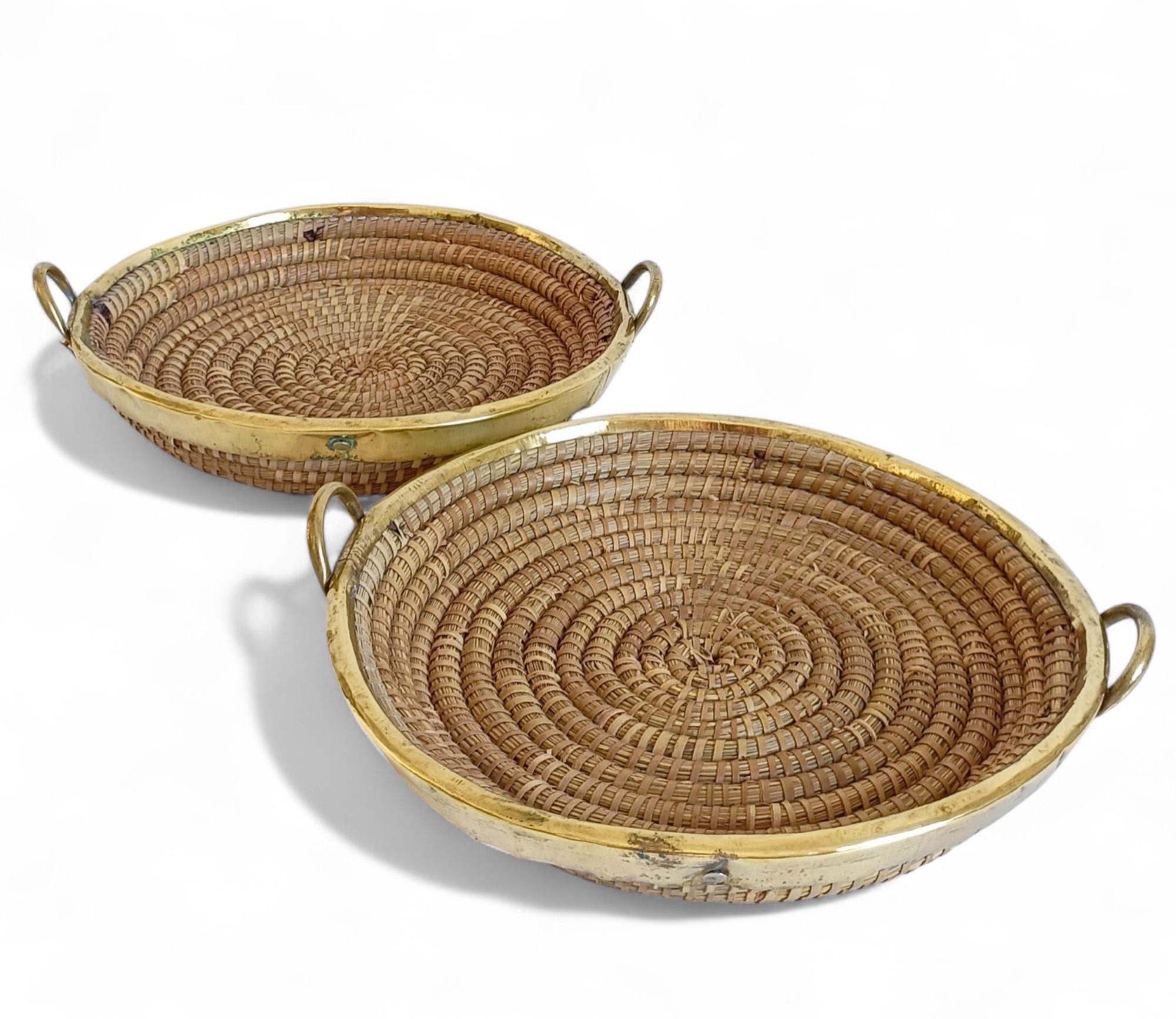 Cestas/centros de mesa de ratán y latón estilo Crespi italiano de mediados de siglo, años 70 en venta 8