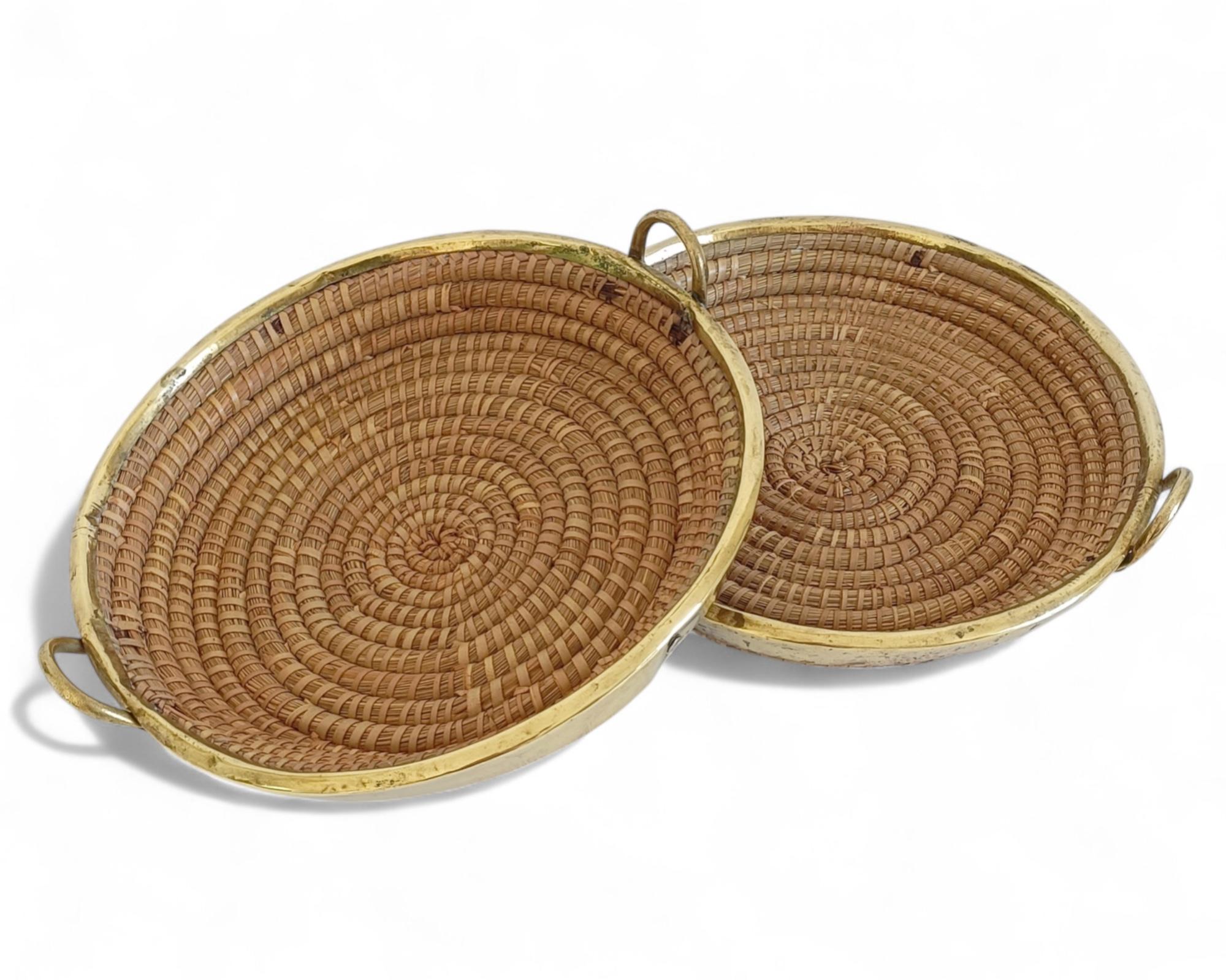 Cestas/centros de mesa de ratán y latón estilo Crespi italiano de mediados de siglo, años 70 Italiano en venta