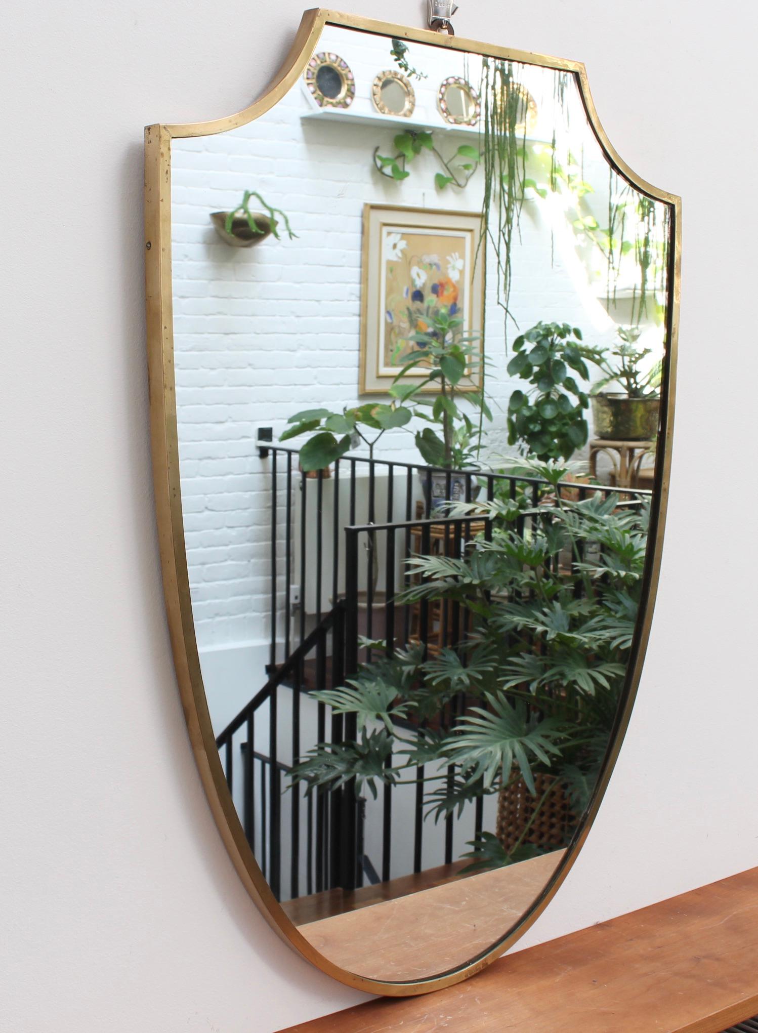 Midcentury Italian Crest-Shaped Wall Mirror with Brass Frame, circa 1950s In Good Condition In London, GB