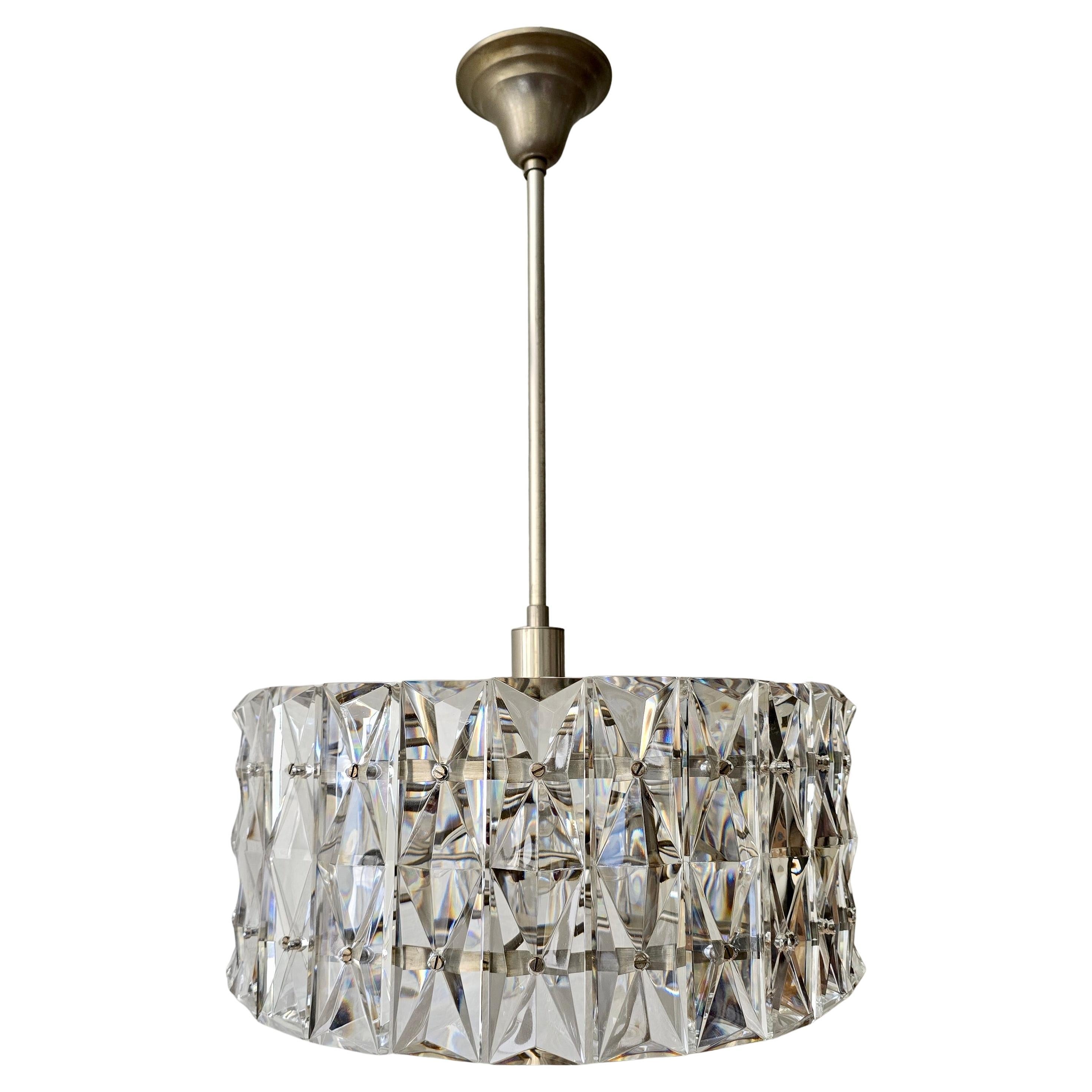 Lámpara colgante de cristal italiano de mediados de siglo con estructura de níquel, años 60 Italiano en venta