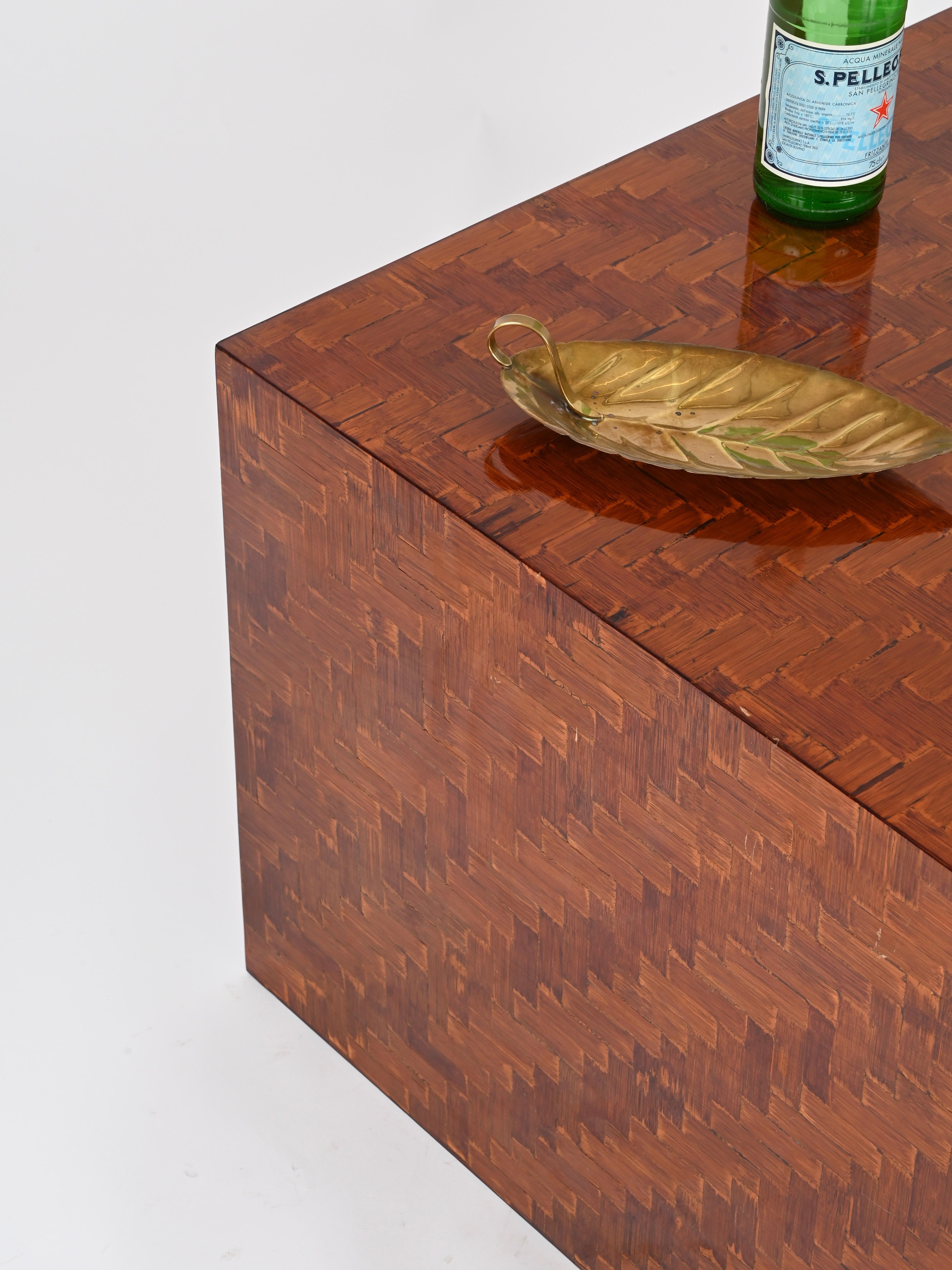 Mid-Century Italian Cube Coffee Table in Woven Bamboo, Crespi Style, 1970s For Sale 4