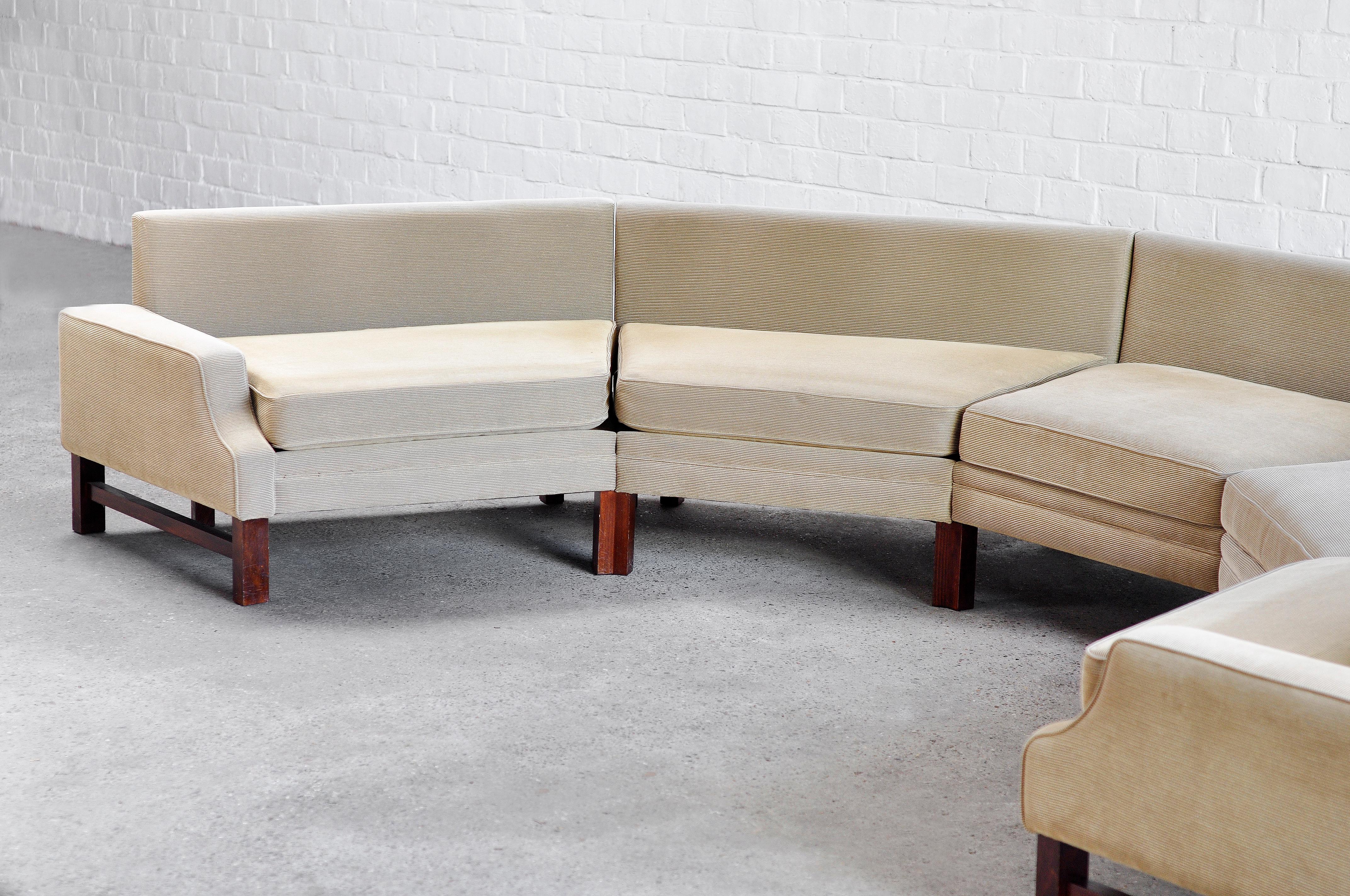 Mid-century Italian Curved Sectional Sofa, 1970s In Good Condition In Zwijndrecht, Antwerp