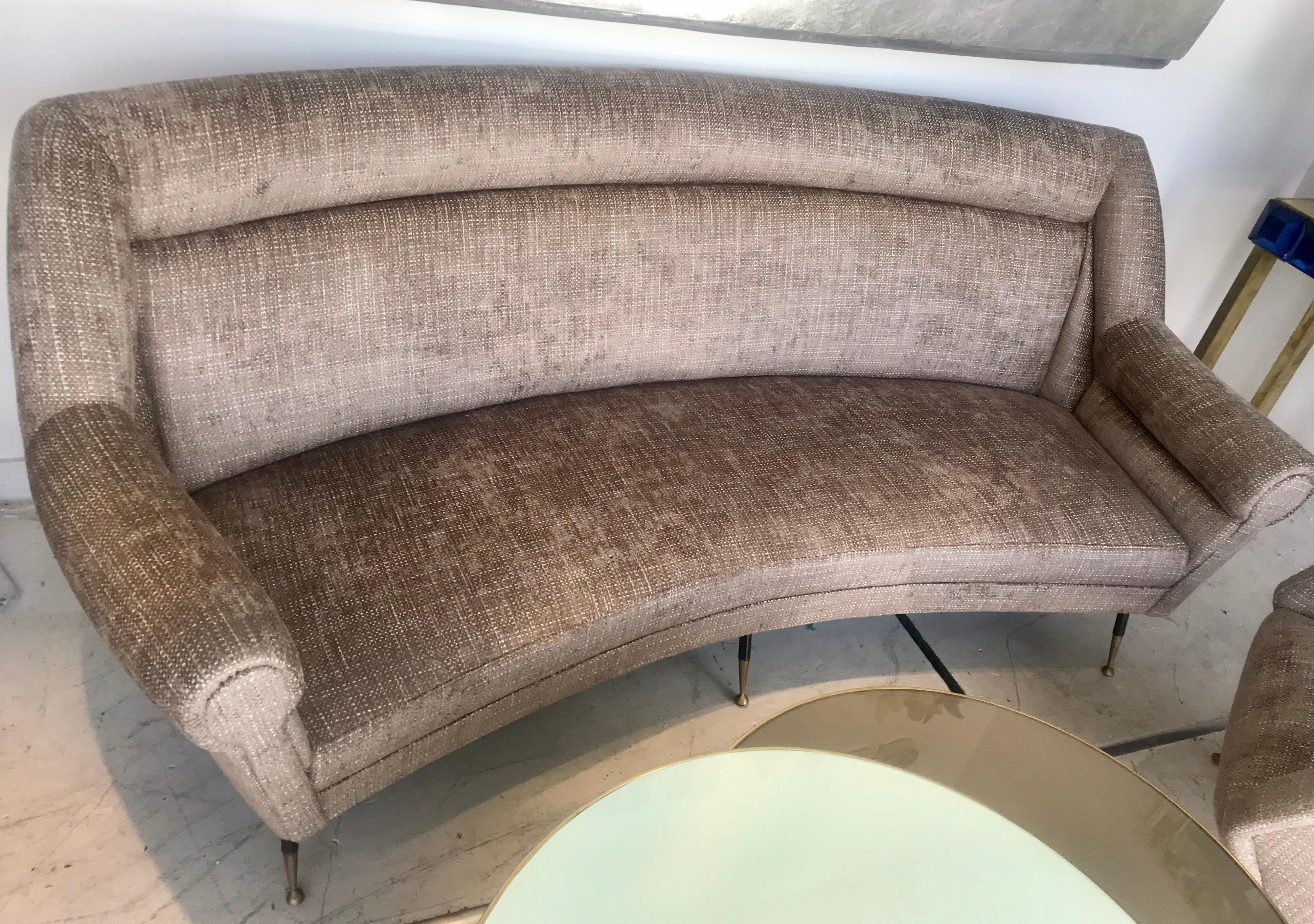20th Century Midcentury Italian Curved Sofa in the style of Gio Ponti, circa 1958 For Sale