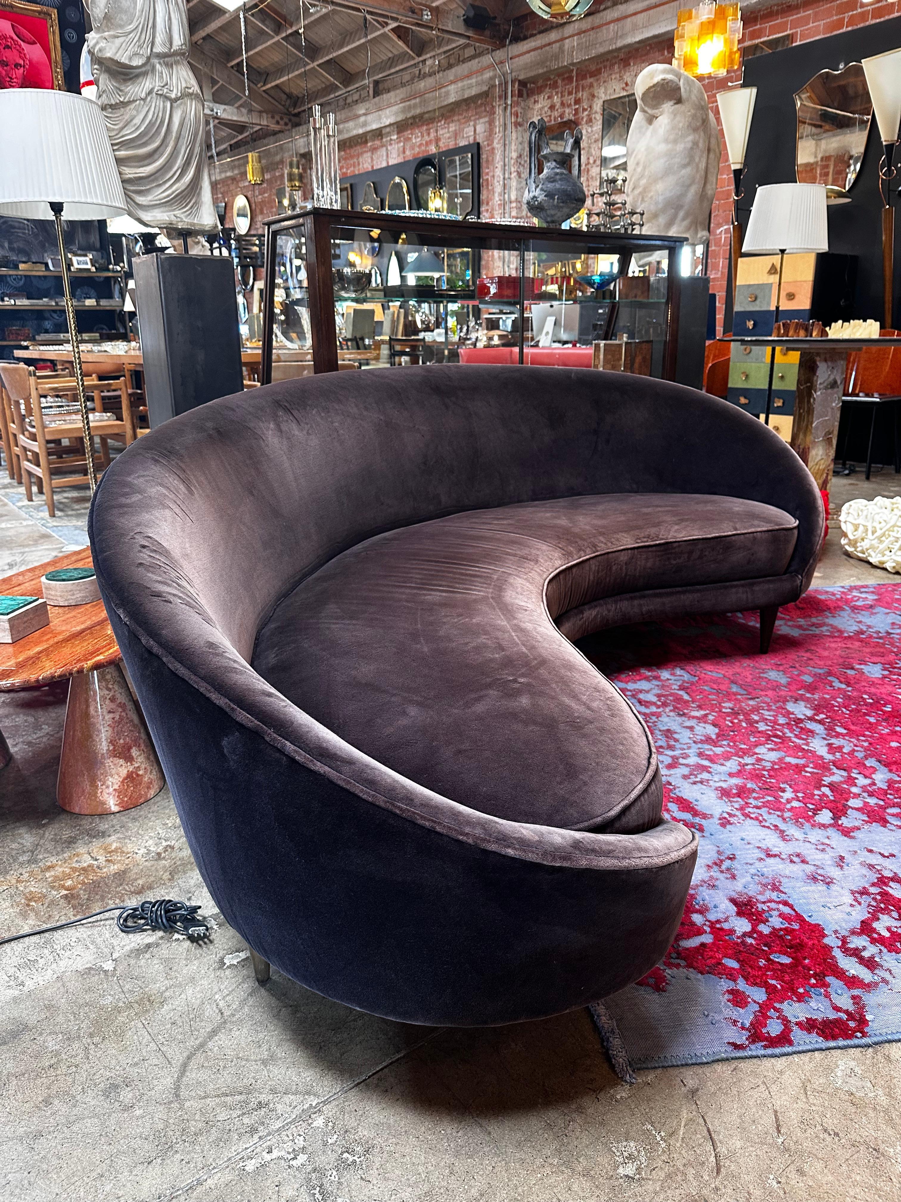 Mid-Century Modern Mid Century Italian Curved Sofa In Style of Federico Munari 1960s For Sale