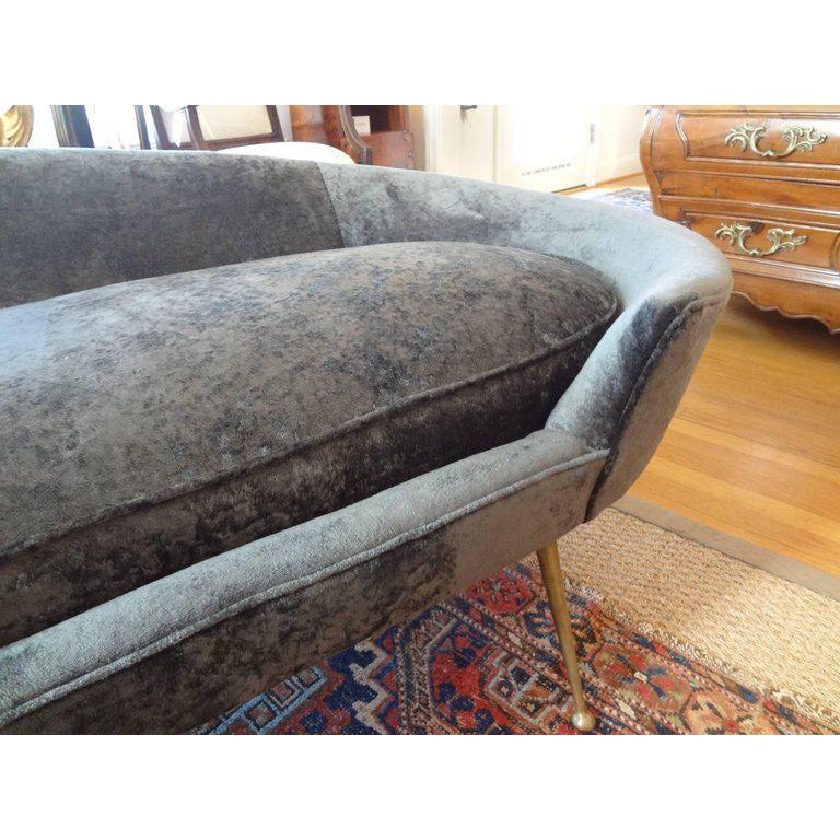 Mid-20th Century Italian Modern Curved Sofa with Brass Legs Attributed to Federico Munari For Sale
