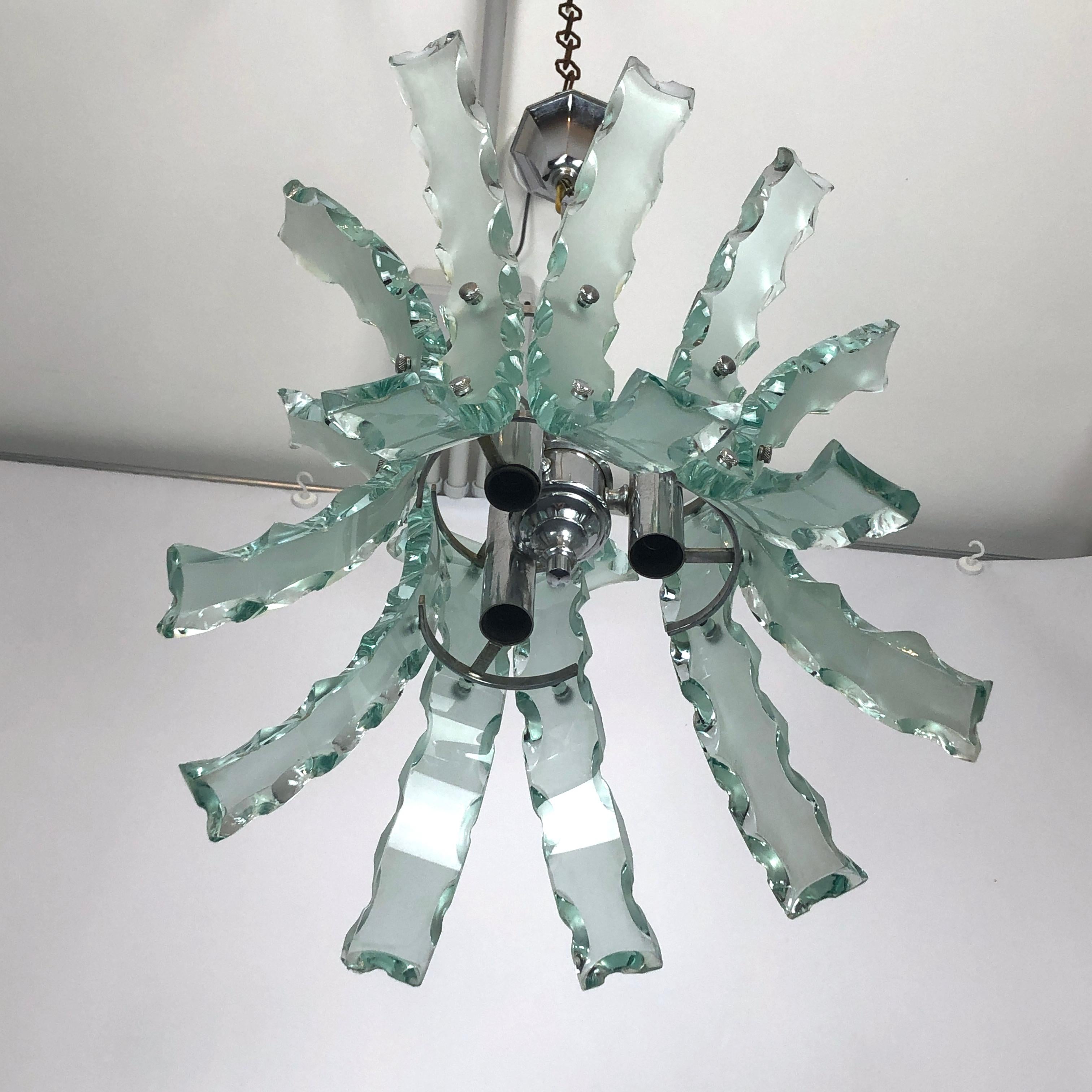 20th Century Mid-Century Italian Cut Glass Chandelier by Zero Quattro For Sale