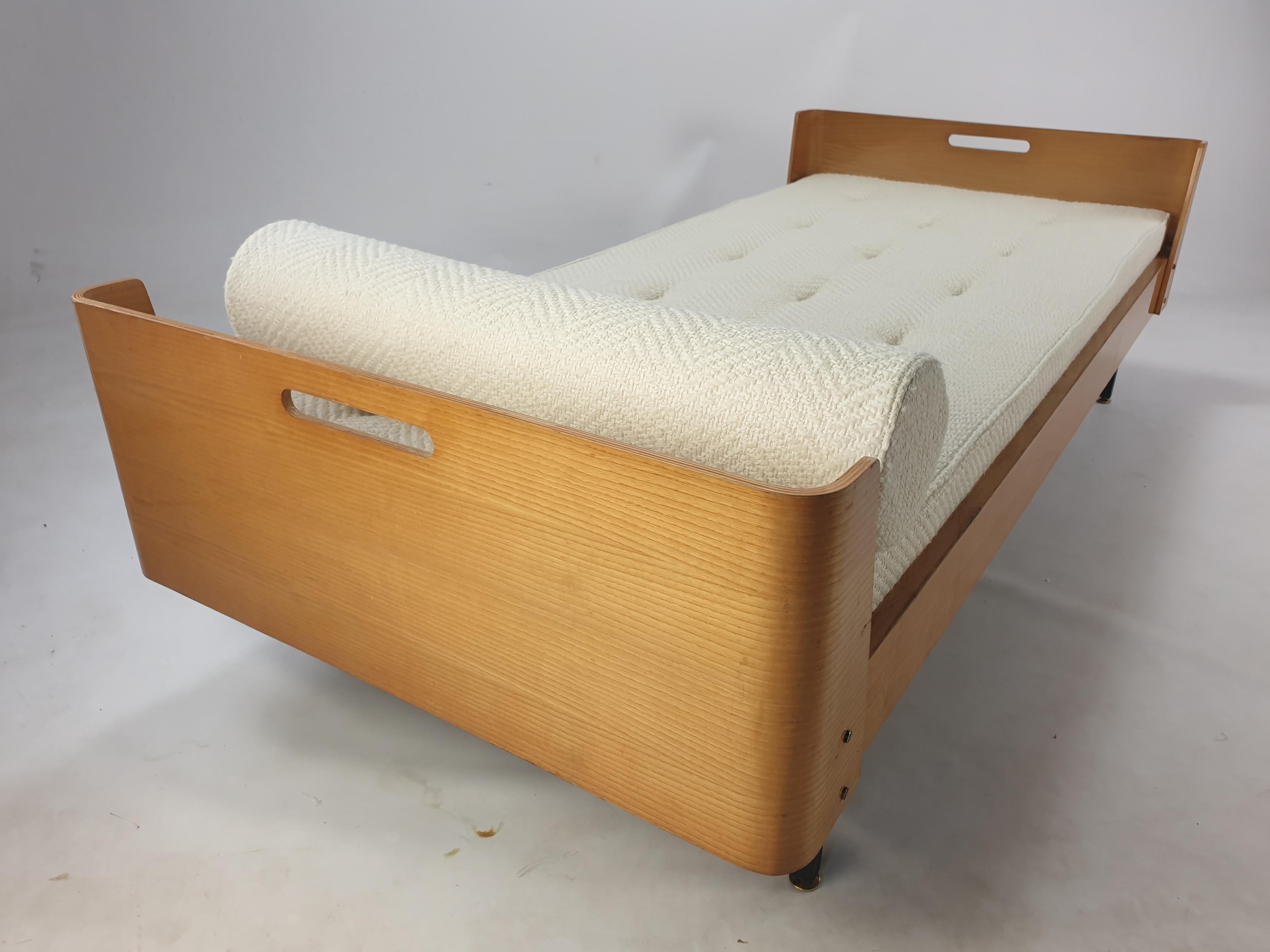 Mid Century Italian Daybed, 1950s 2