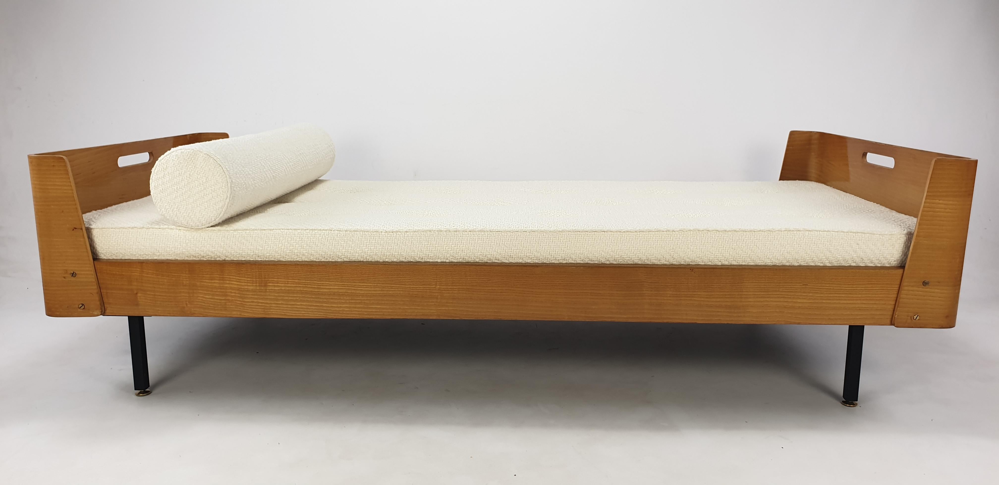 Mid-20th Century Mid Century Italian Daybed, 1950s