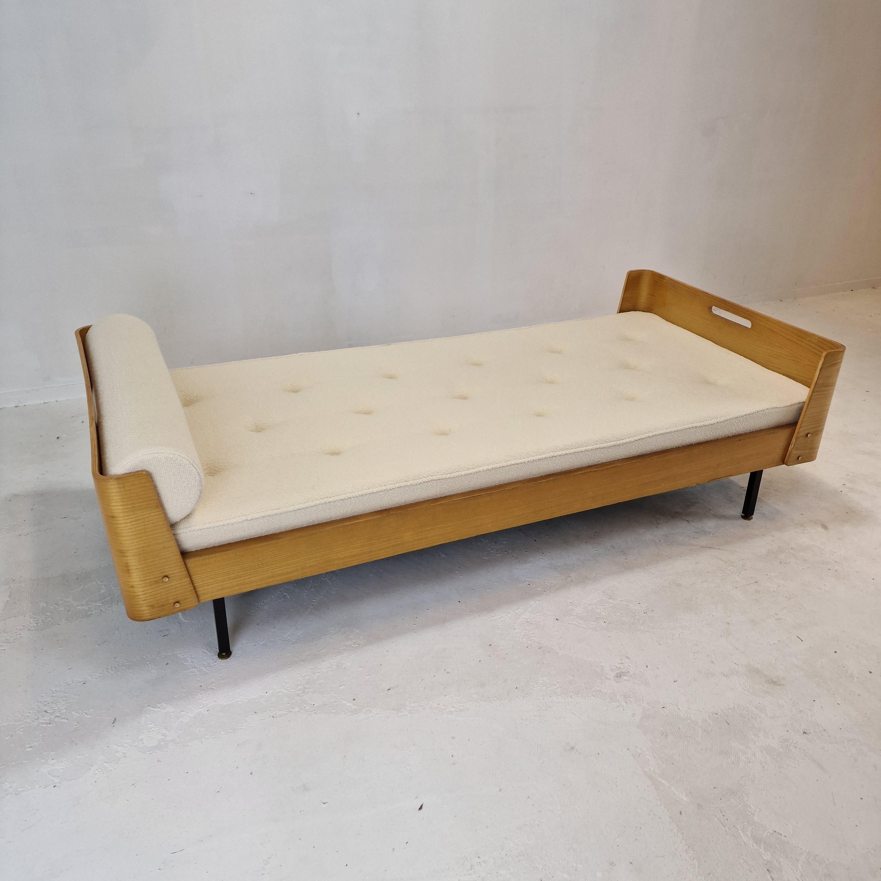 Metal Mid Century Italian Daybed by Gastone Rinaldi for Rima, 1950s For Sale