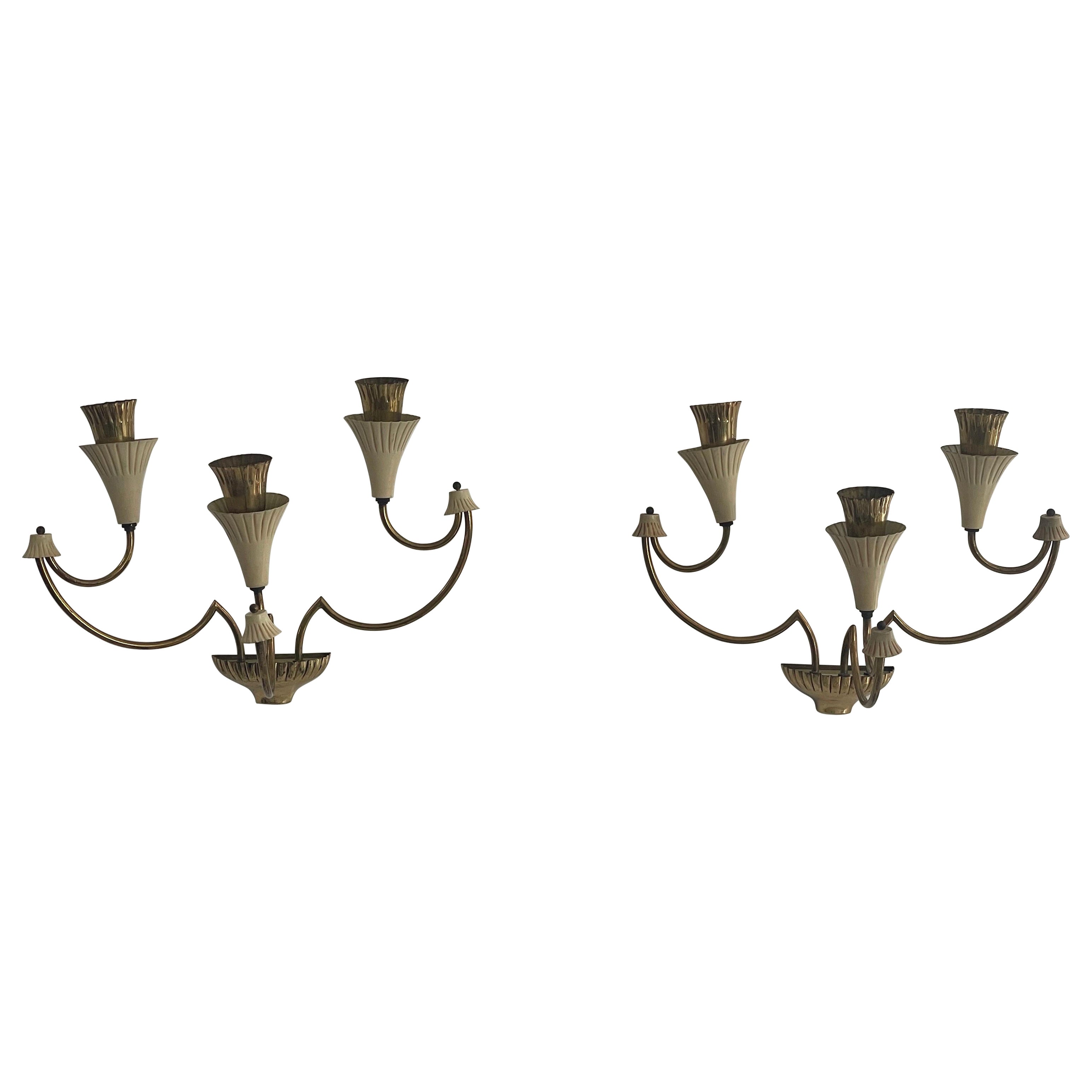 Pareja de candelabros Sputnik de 3 brazos de diseño italiano de mediados de siglo, años 50, Italia en venta