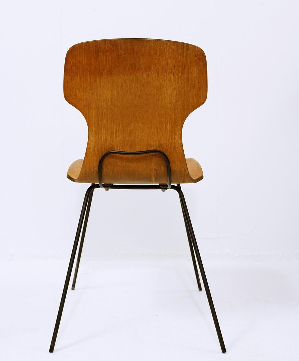 Mid Century Italian Design Curved Teak Dining Chairs in the Style of Carlo Ratti 2