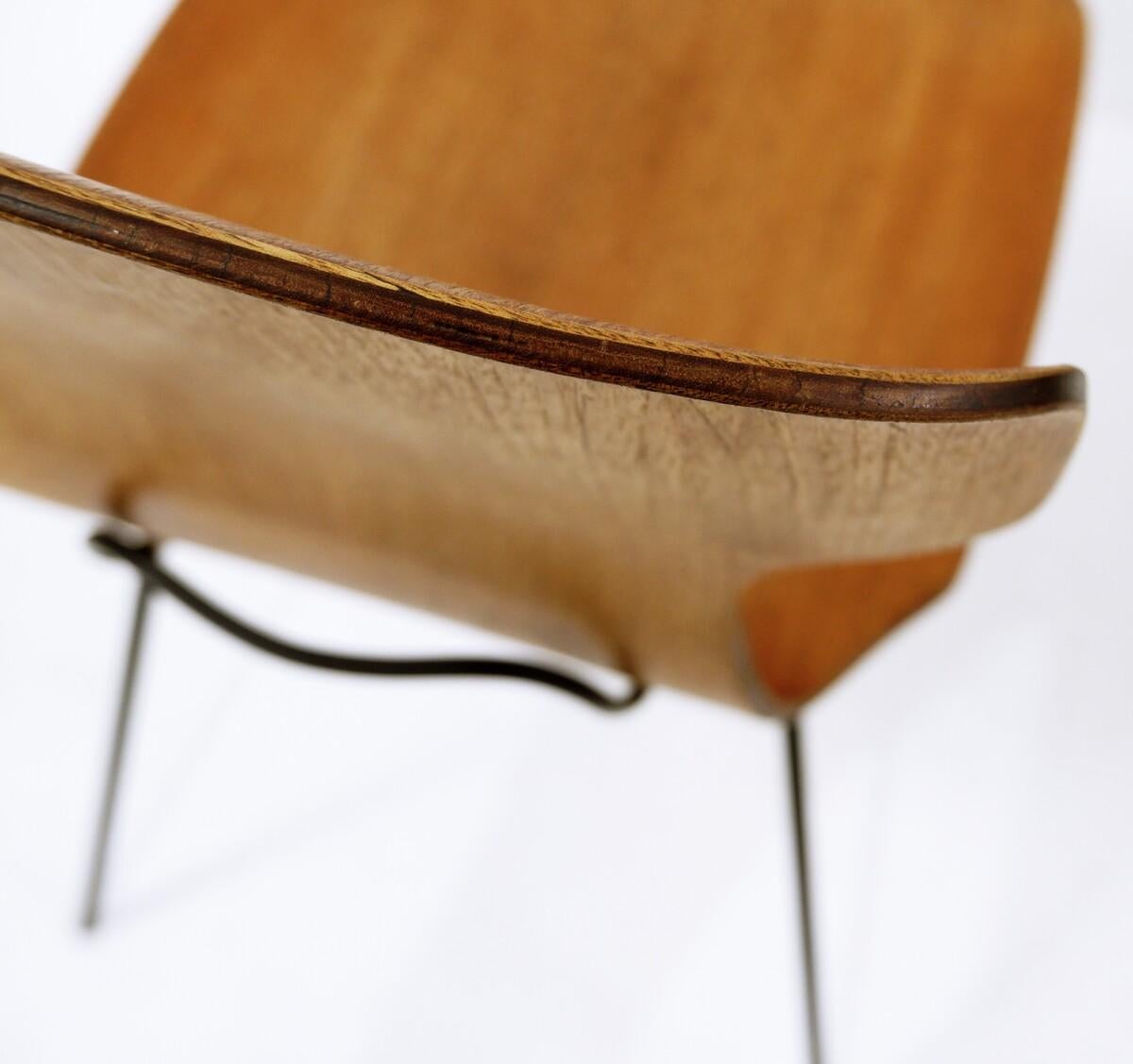 Mid Century Italian Design Curved Teak Dining Chairs in the Style of Carlo Ratti 3