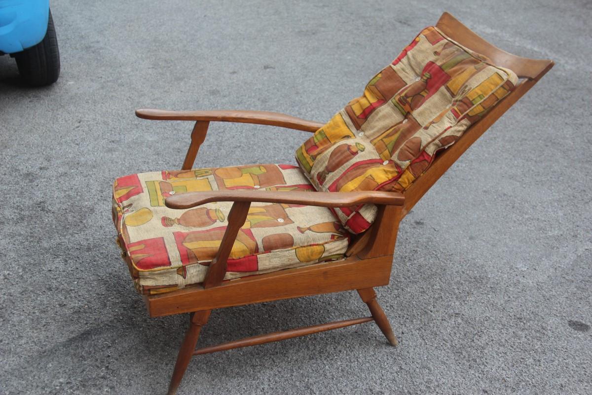 Midcentury Italian Design Reclining Chestnut Armchair 1950s Shaped Paolo Buffa In Good Condition For Sale In Palermo, Sicily