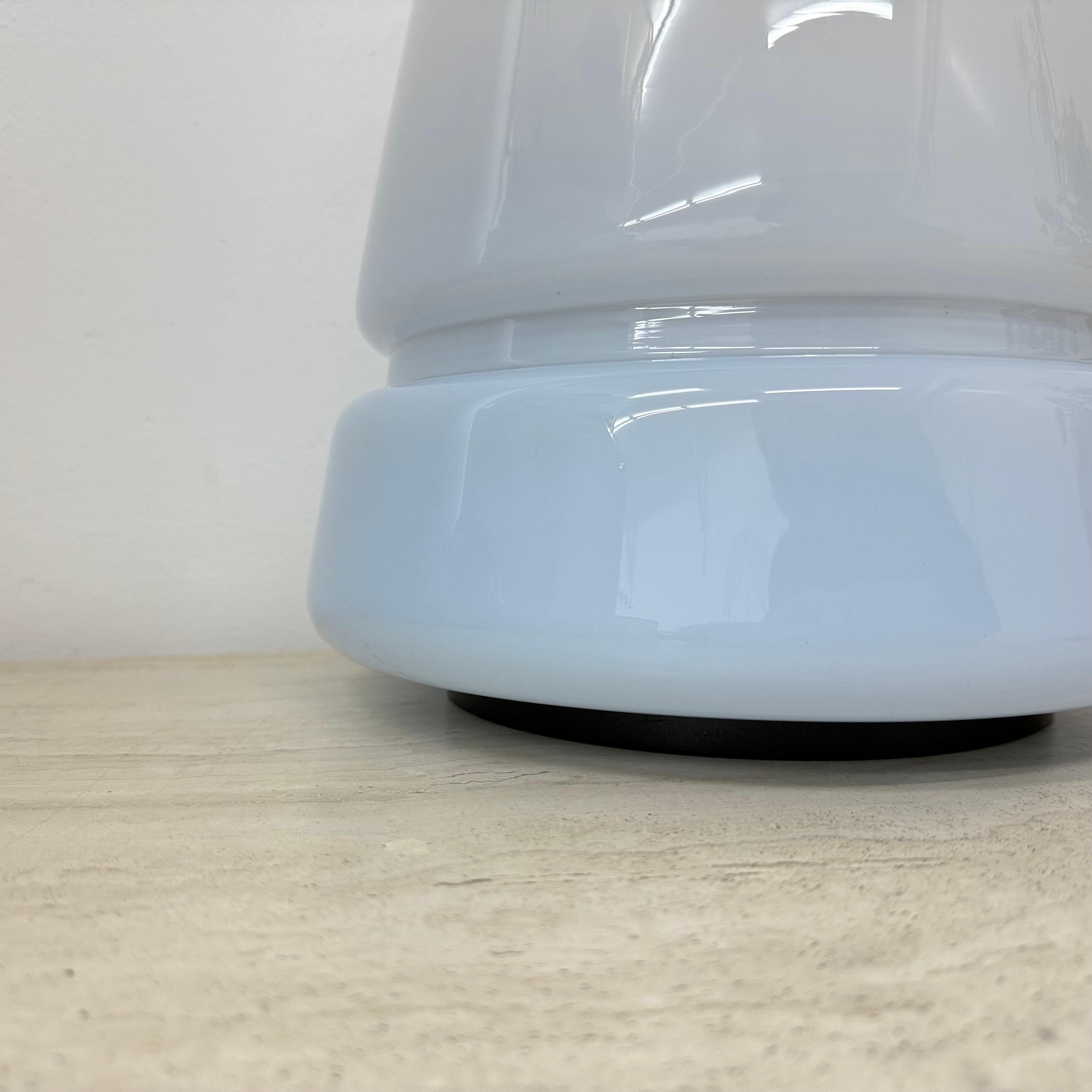 Lampe de table italienne design du milieu du siècle Carlo nason, 1970 en vente 11