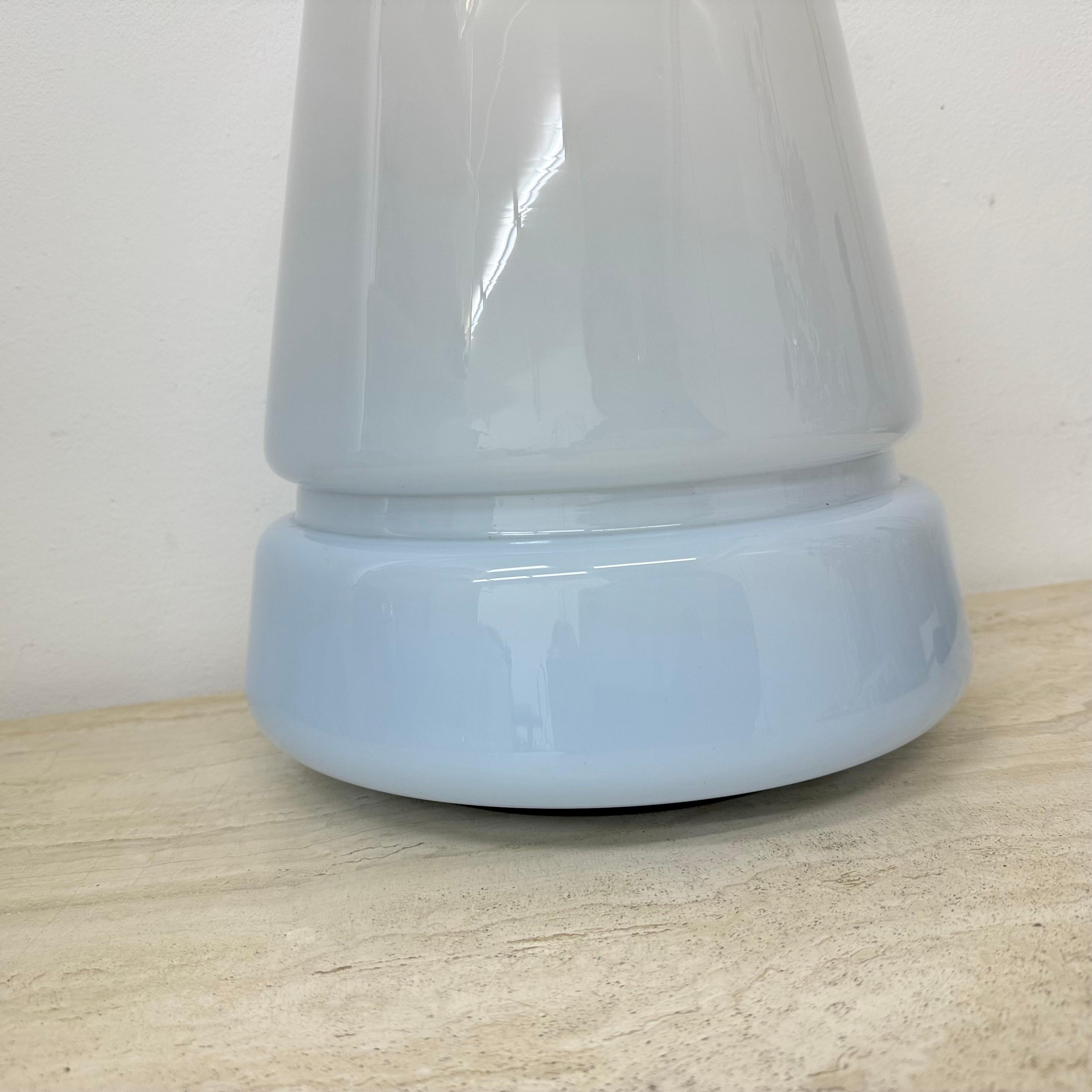 Lampe de table italienne design du milieu du siècle Carlo nason, 1970 en vente 12
