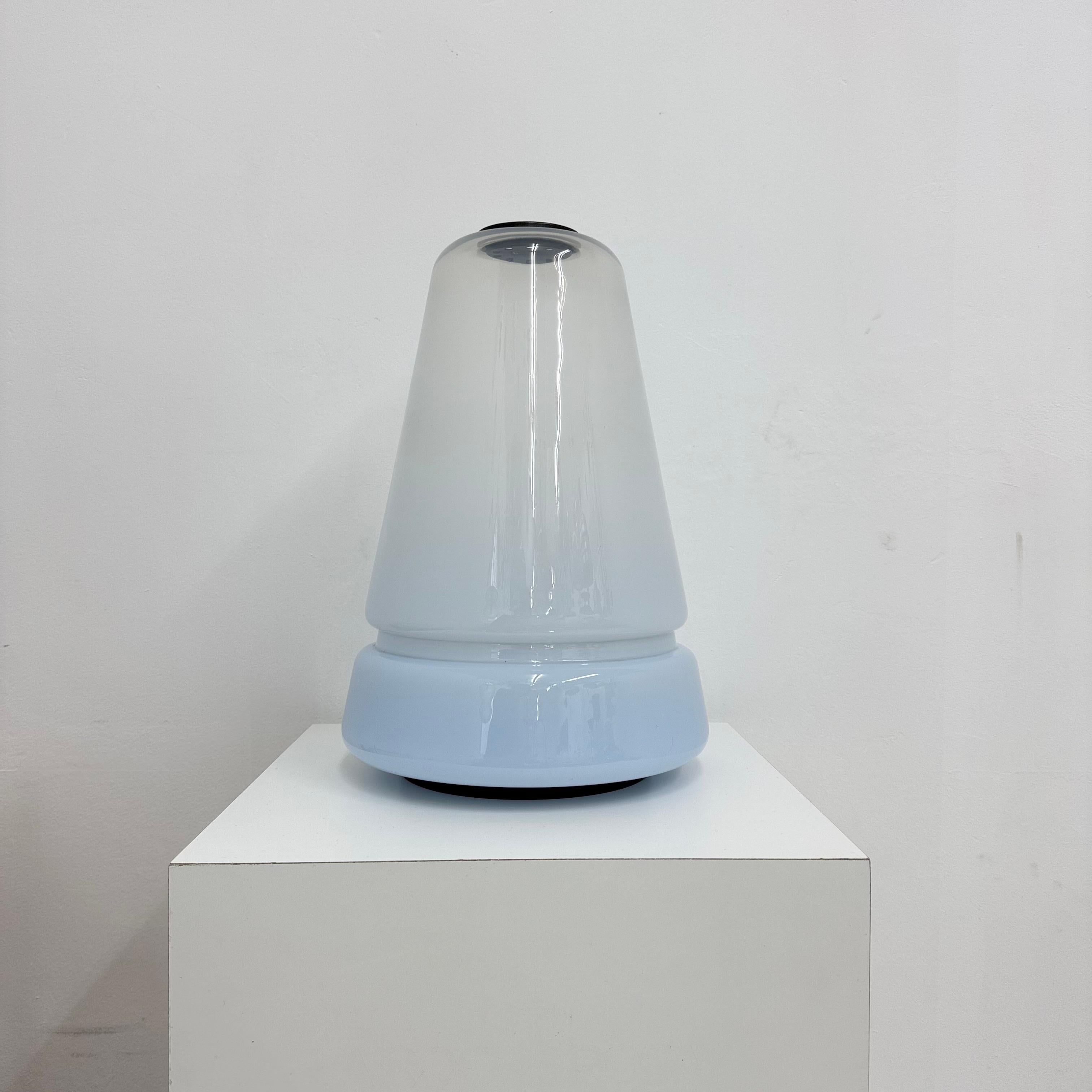 Mid-Century Modern Lampe de table italienne design du milieu du siècle Carlo nason, 1970 en vente
