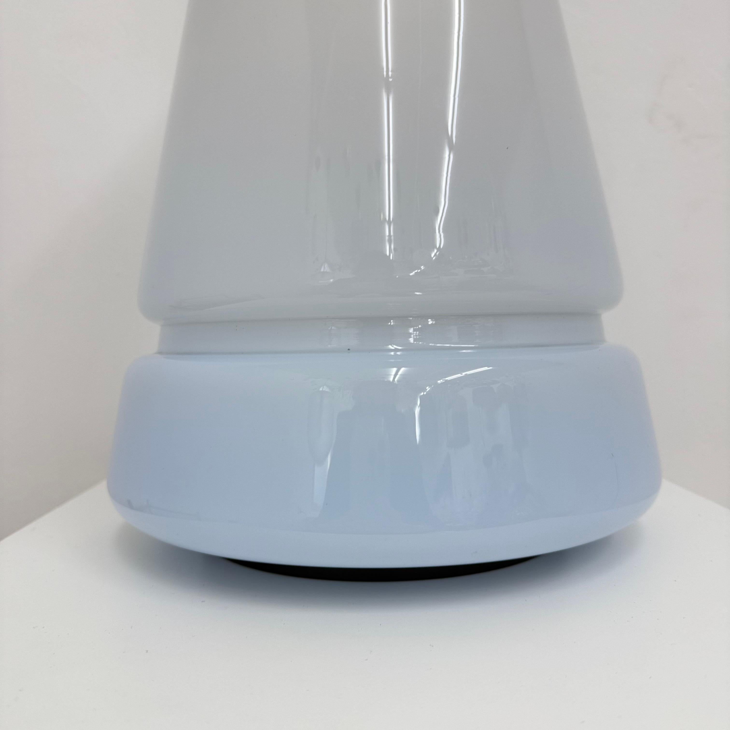 Lampe de table italienne design du milieu du siècle Carlo nason, 1970 en vente 1