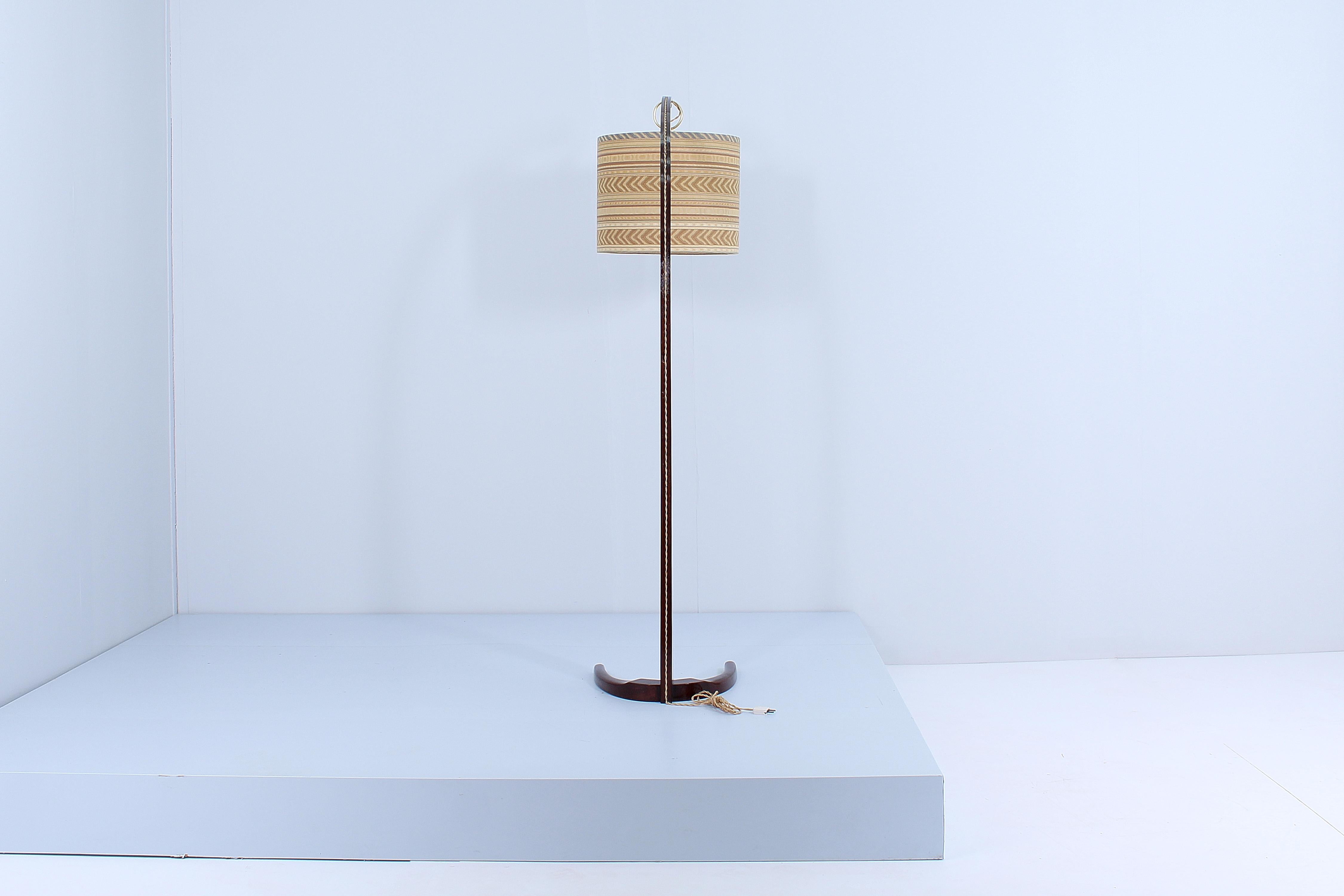 Mid-20th Century Mid-Century Italian Design Wooden Arched Floor Lamp 60s Italy
