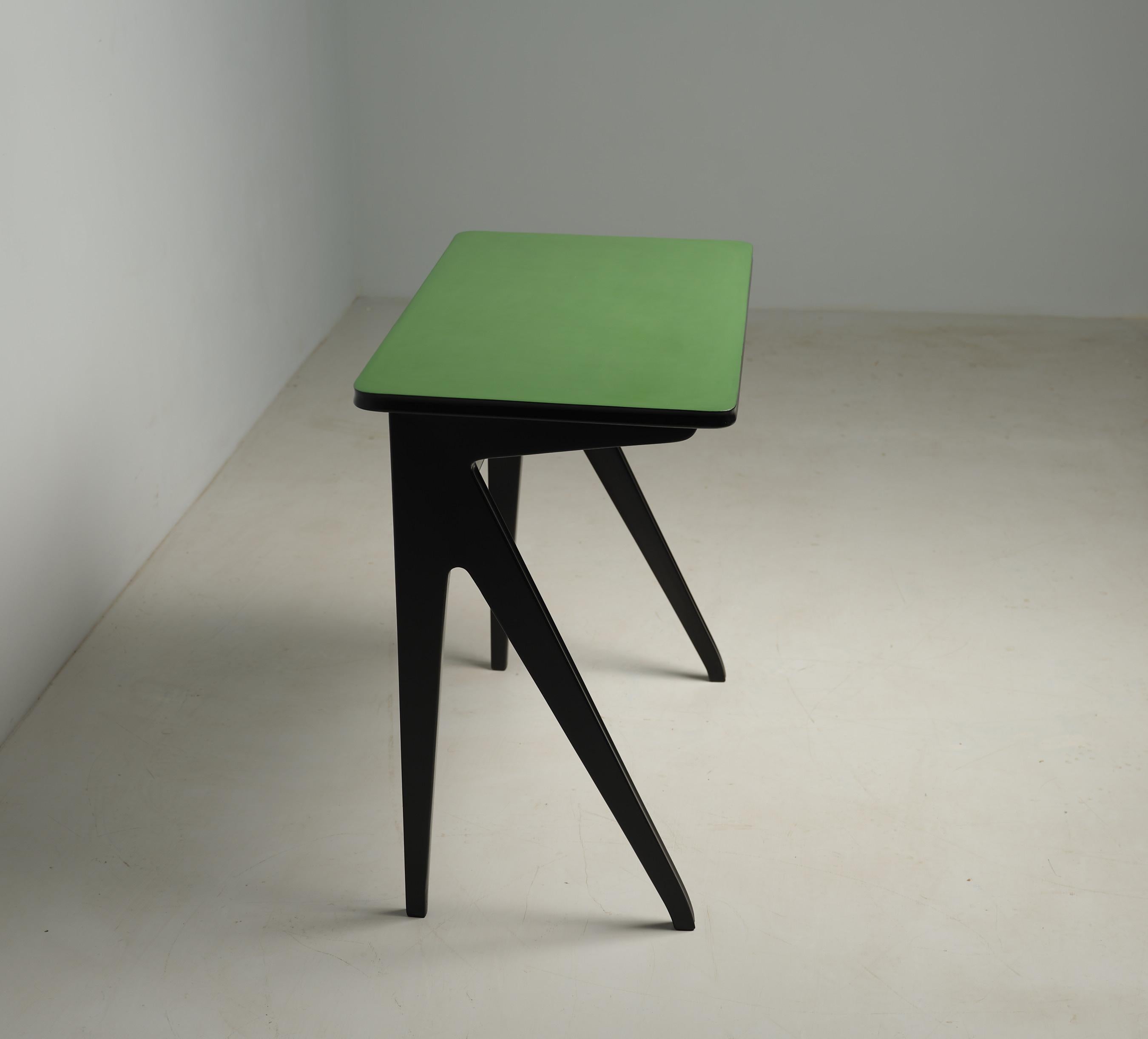 Mid-Century Modern Mid-Century Italian Desk, 1950s, Fully Restored with Shellac Finish For Sale