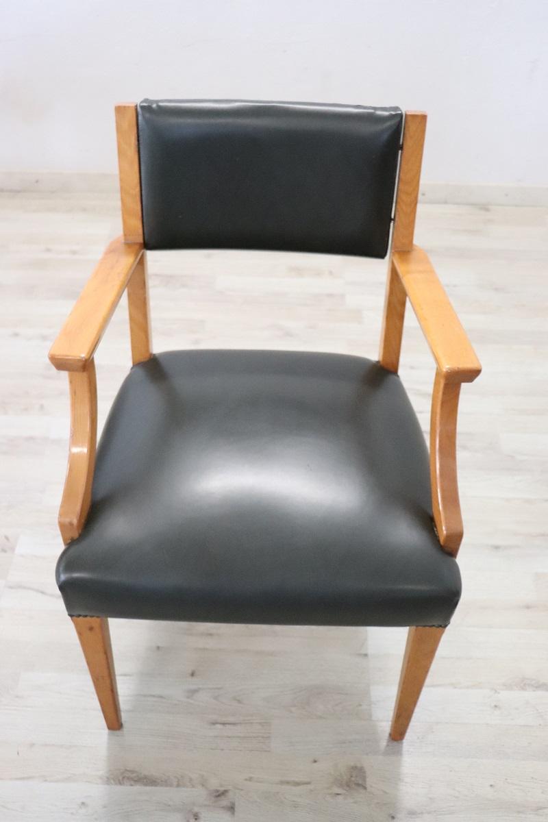 Sillón de escritorio italiano de mediados de siglo cuero de imitación en venta