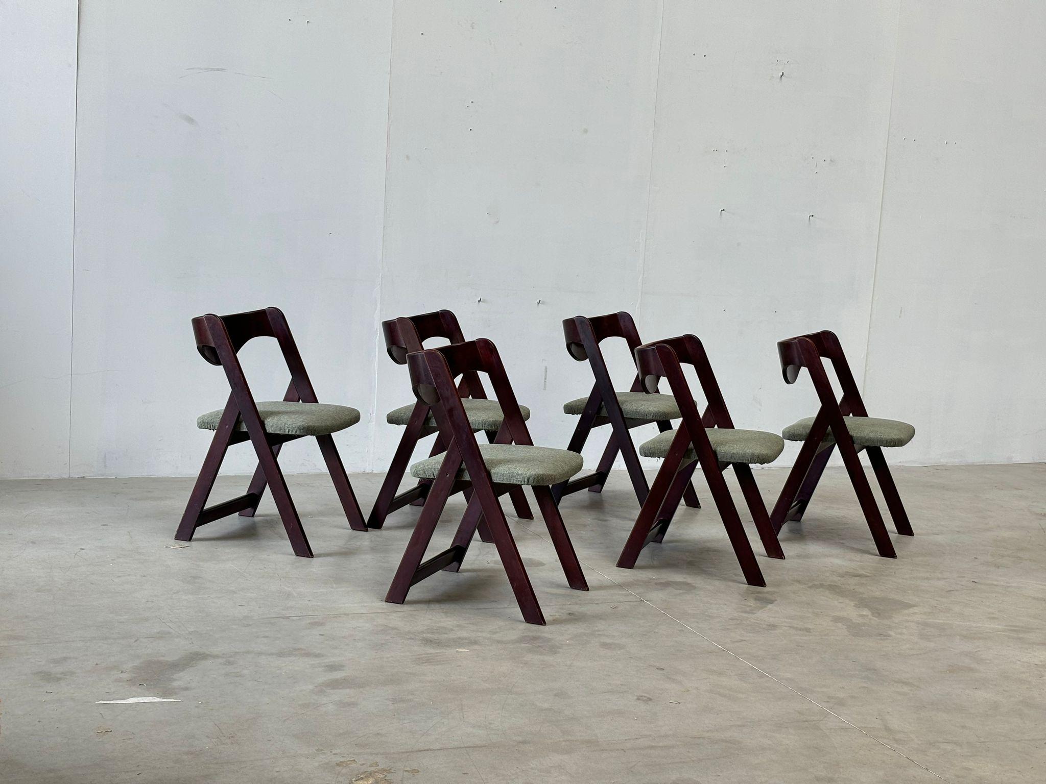 Mid century  italian dining chairs, 1960s In Good Condition For Sale In Leuven, Vlaams Gewest